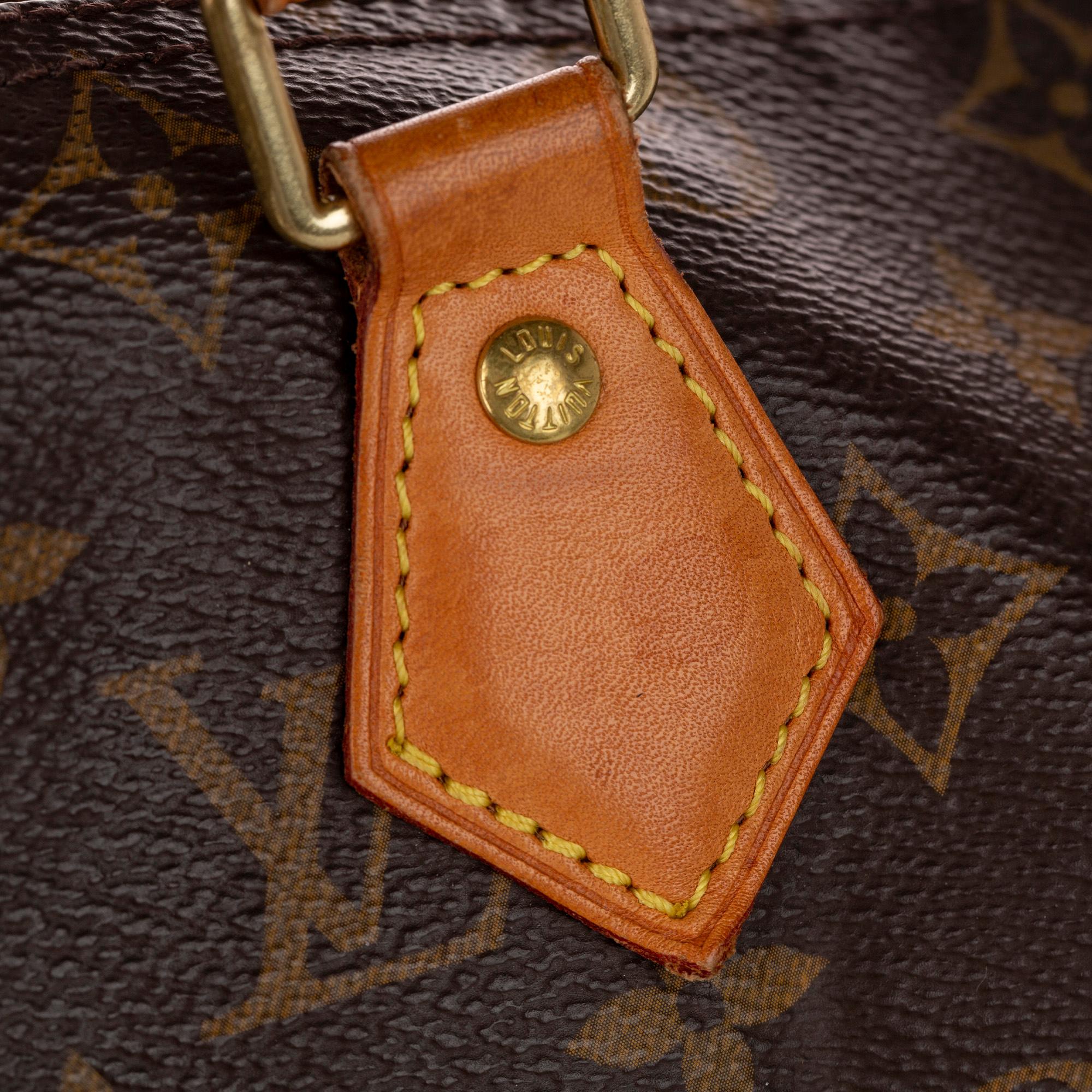Louis Vuitton Monogram Speedy Bandouliere 30 (SHG-30442)