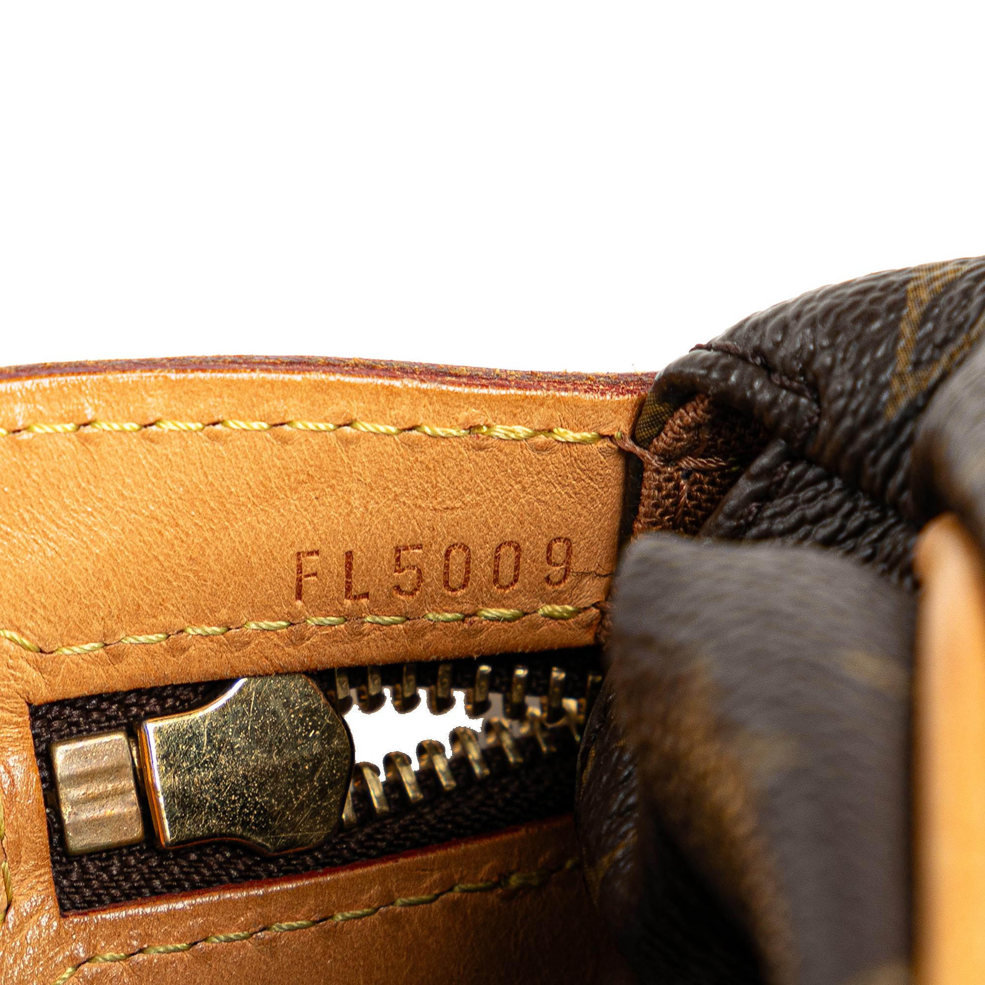 Louis Vuitton Monogram Stresa PM (SHG-Sdoh2h)