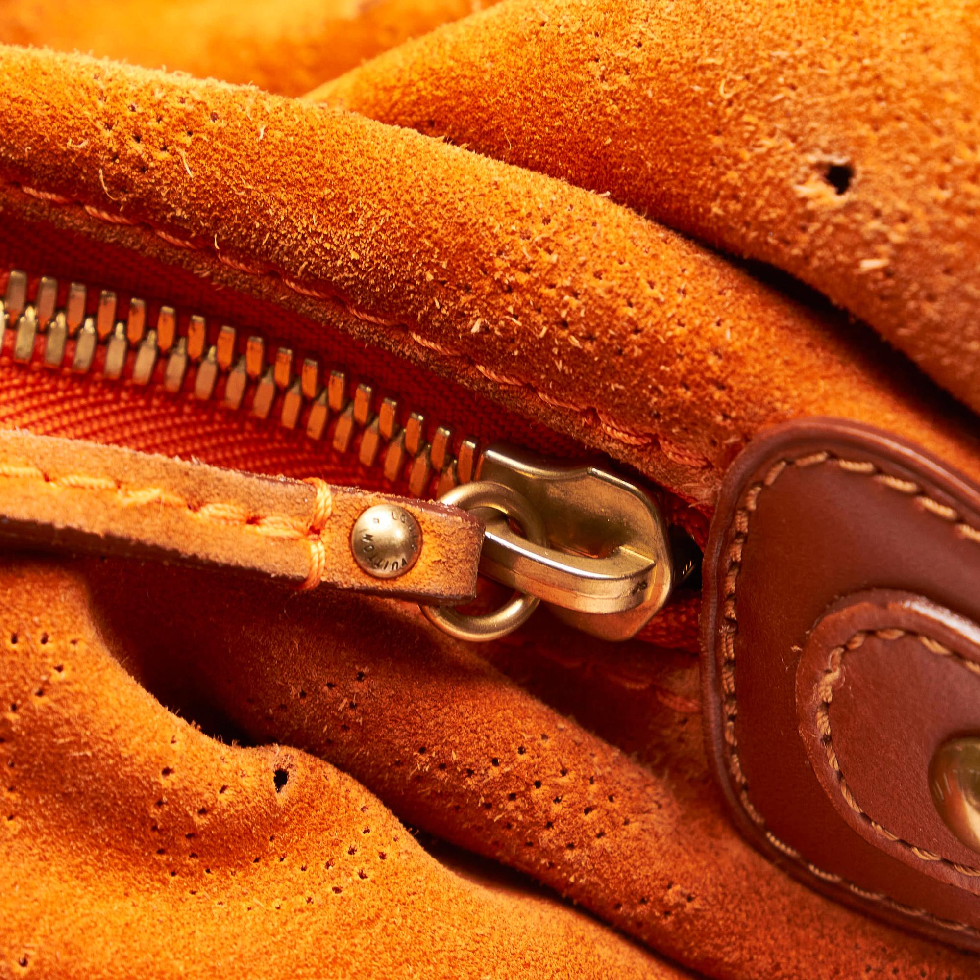Louis Vuitton Monogram Suede Onatah GM (SHG-30056)