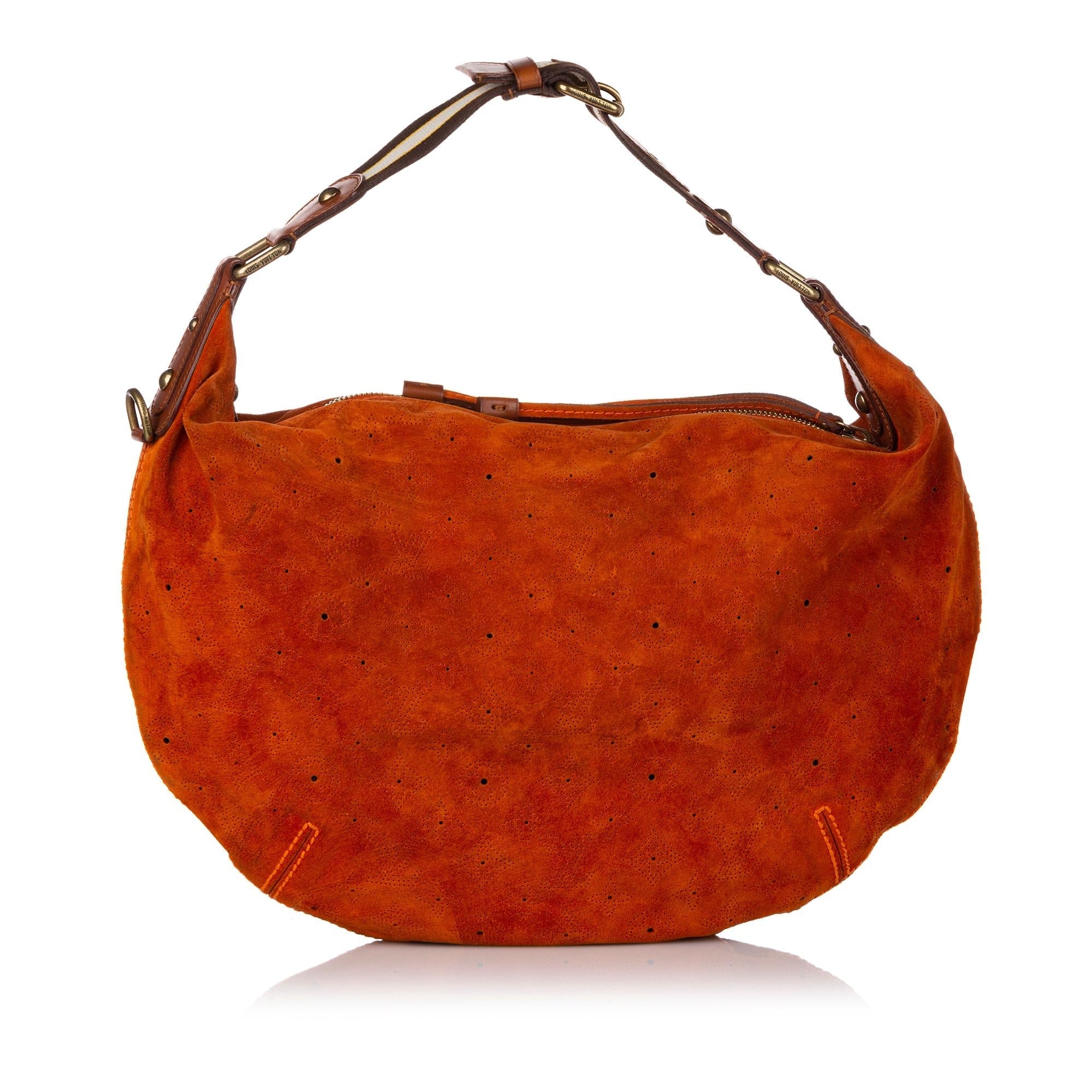 Louis Vuitton Monogram Suede Onatah GM (SHG-36934)
