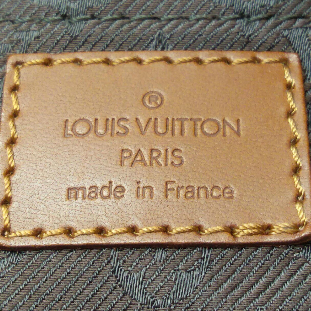 Louis Vuitton Monogram Suede Onatah GM (SHG-36934)