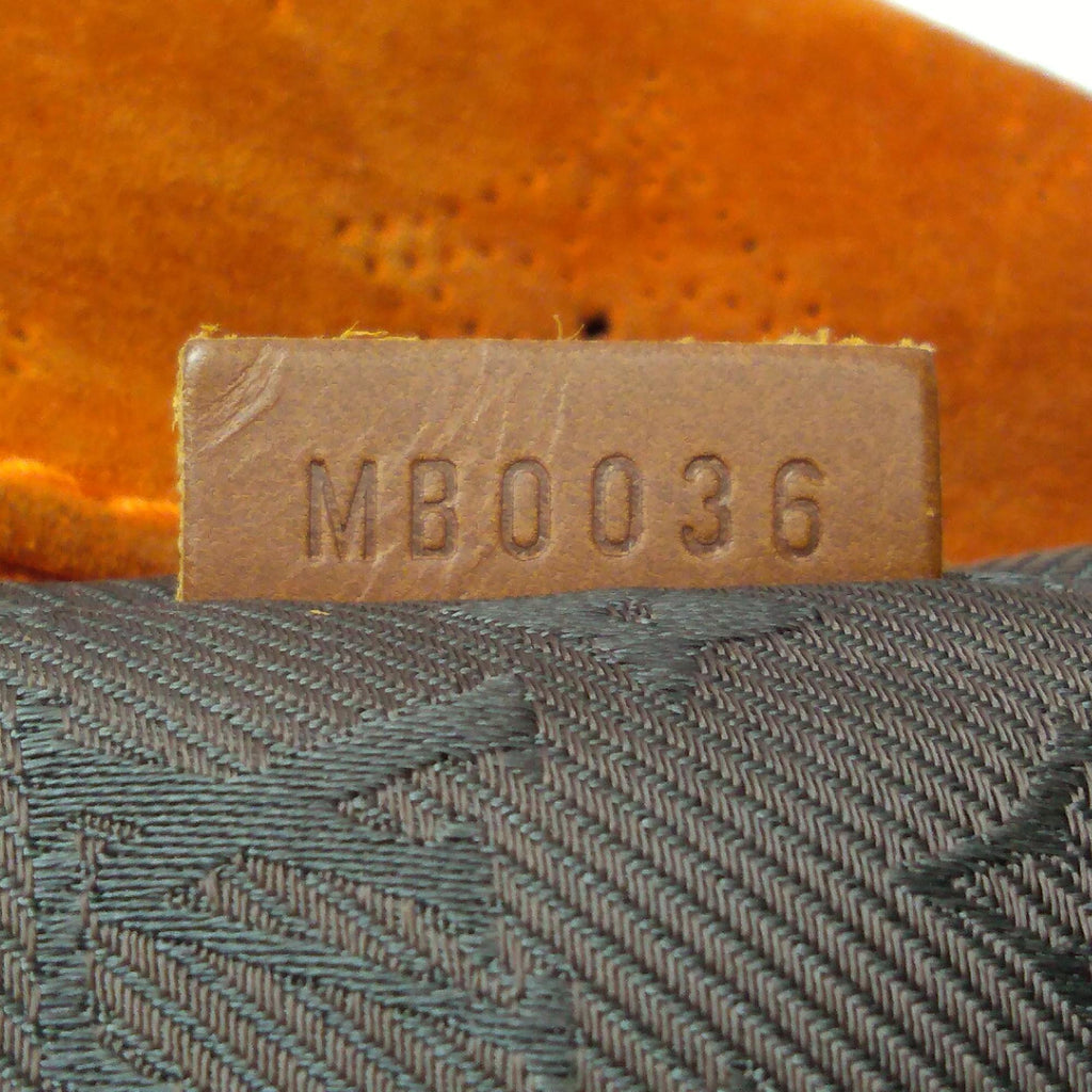 Louis Vuitton Monogram Suede Onatah GM (SHG-37712)