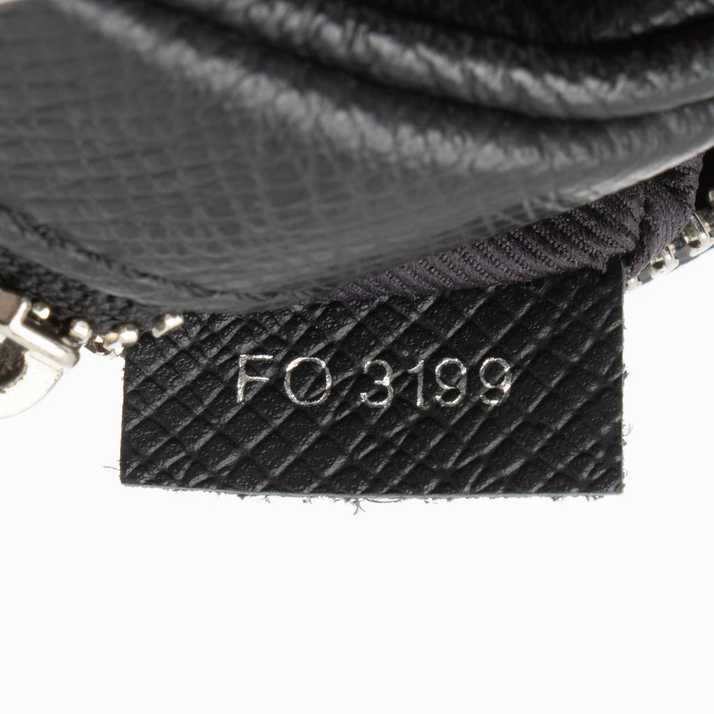Louis Vuitton Monogram Taiga Outdoor Belt Bag (SHF-aood3t)