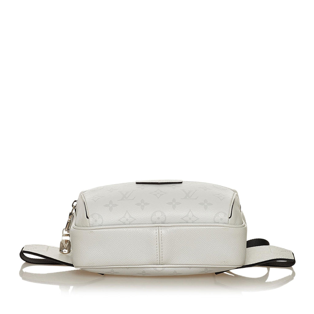 Louis Vuitton Monogram Taigarama Outdoor Bumbag (SHG-34593)