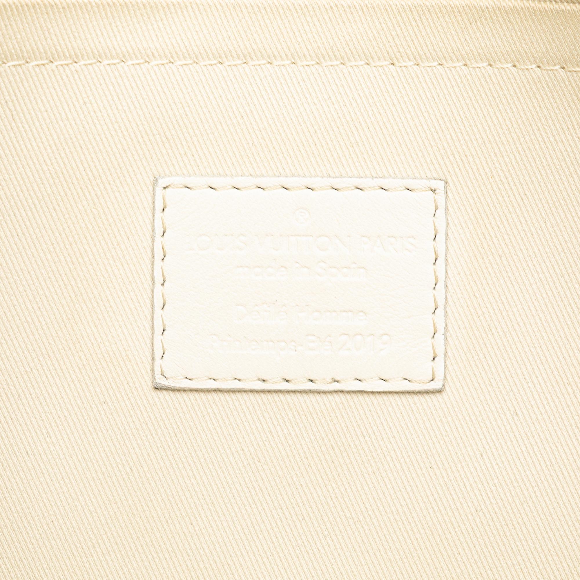 Louis Vuitton Monogram Taurillon A4 Pouch
