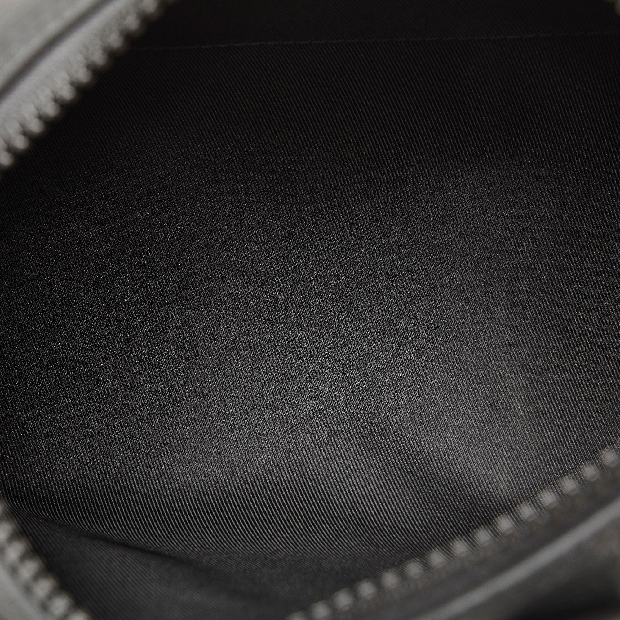 Louis Vuitton Monogram Taurillon Keepall Bandouliere 25 (SHG-n4HgjD)