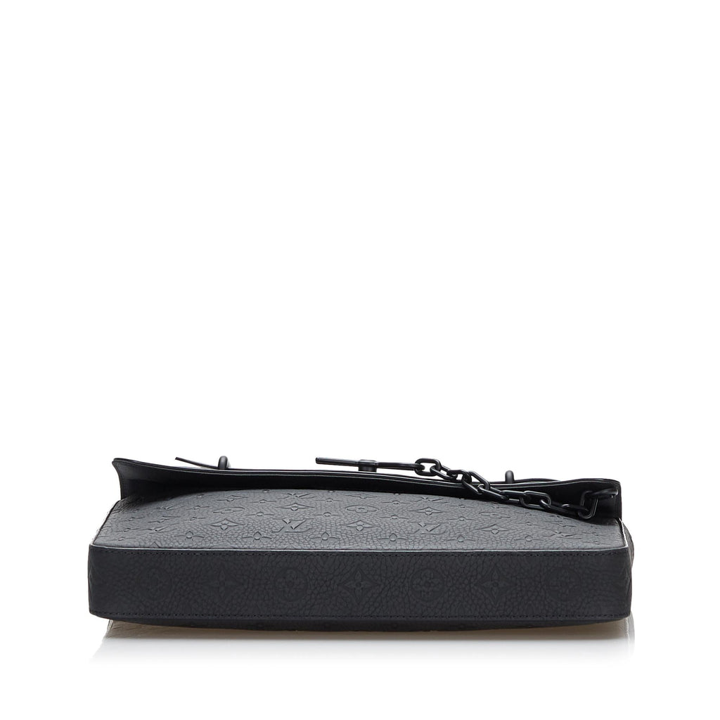 Louis Vuitton Monogram Taurillon Pochette Steamer (SHG-zdezb9)