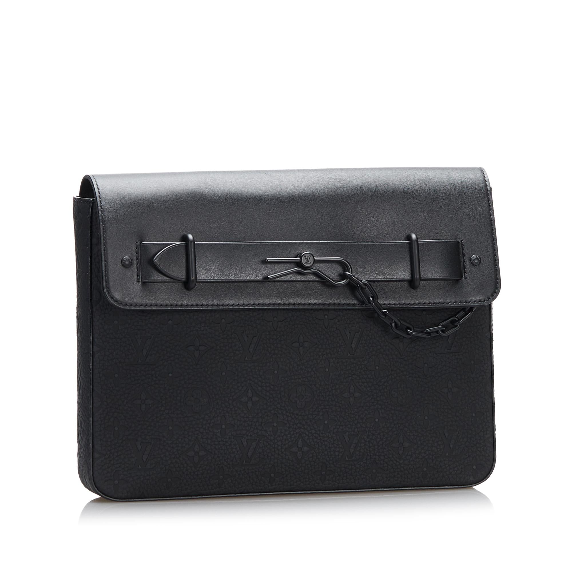 Louis Vuitton Monogram Taurillon Pochette Steamer (SHG-zdezb9)