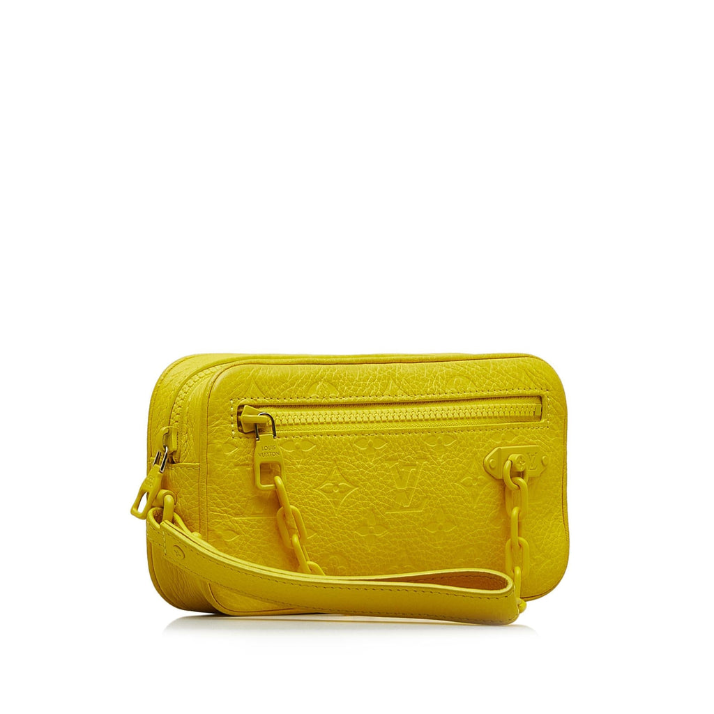 Louis Vuitton Monogram Taurillon Pochette Volga (SHG-DmHJHb)