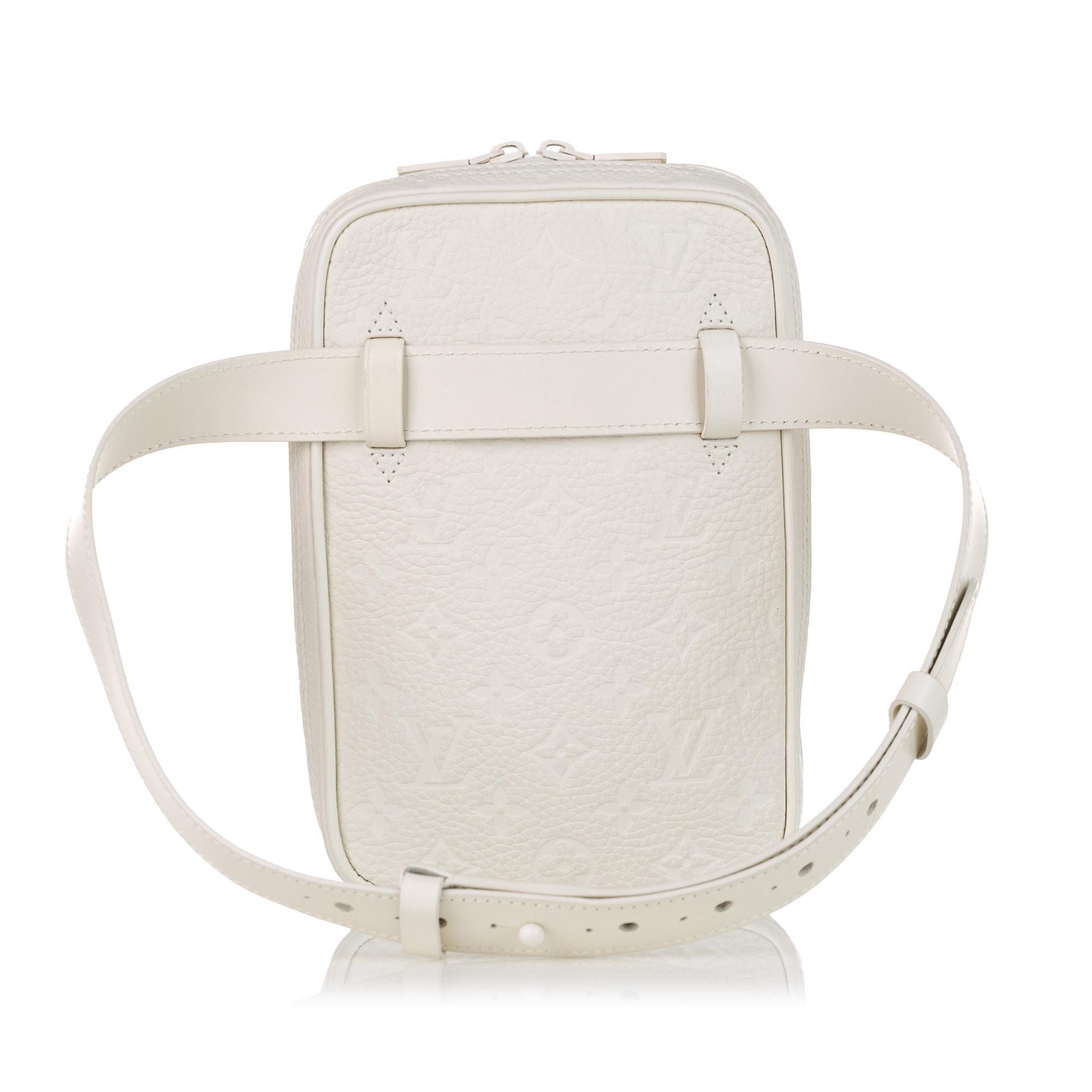 Louis Vuitton Monogram Taurillon Utility Side