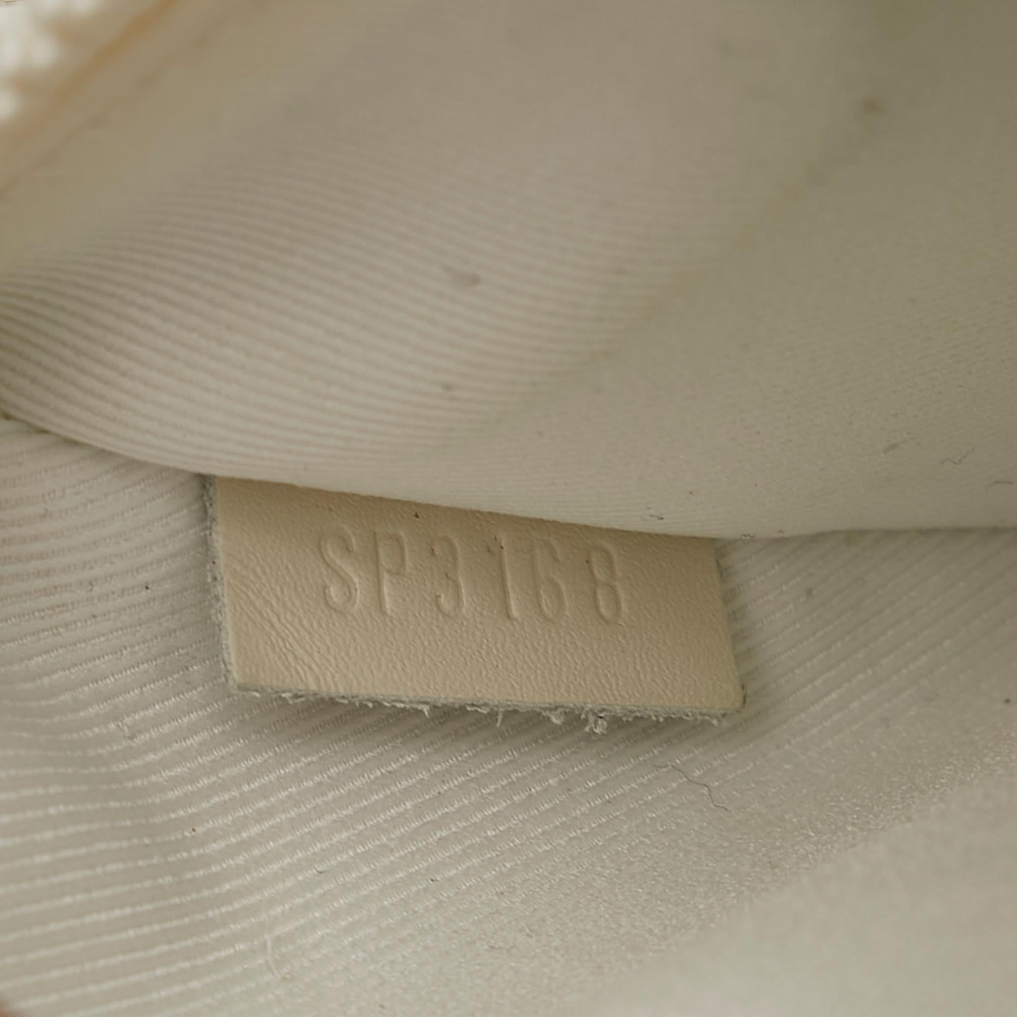 Louis Vuitton Monogram Taurillon Volga Pochette (SHG-37389)