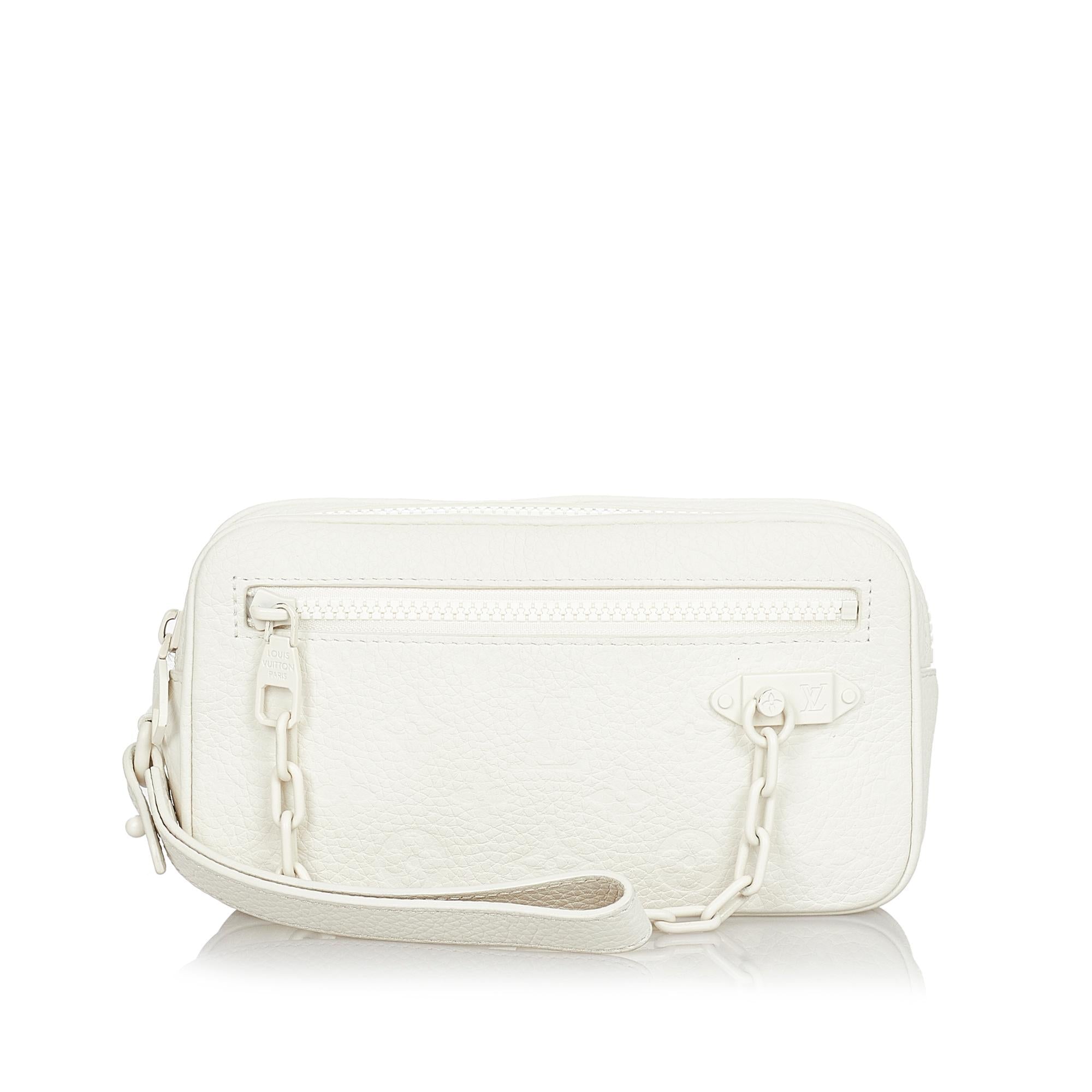 Louis Vuitton Monogram Taurillon Volga Pochette (SHG-37389)