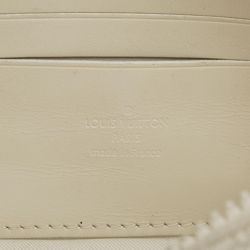 Louis Vuitton Monogram Taurillon Volga Pochette (SHG-37389)