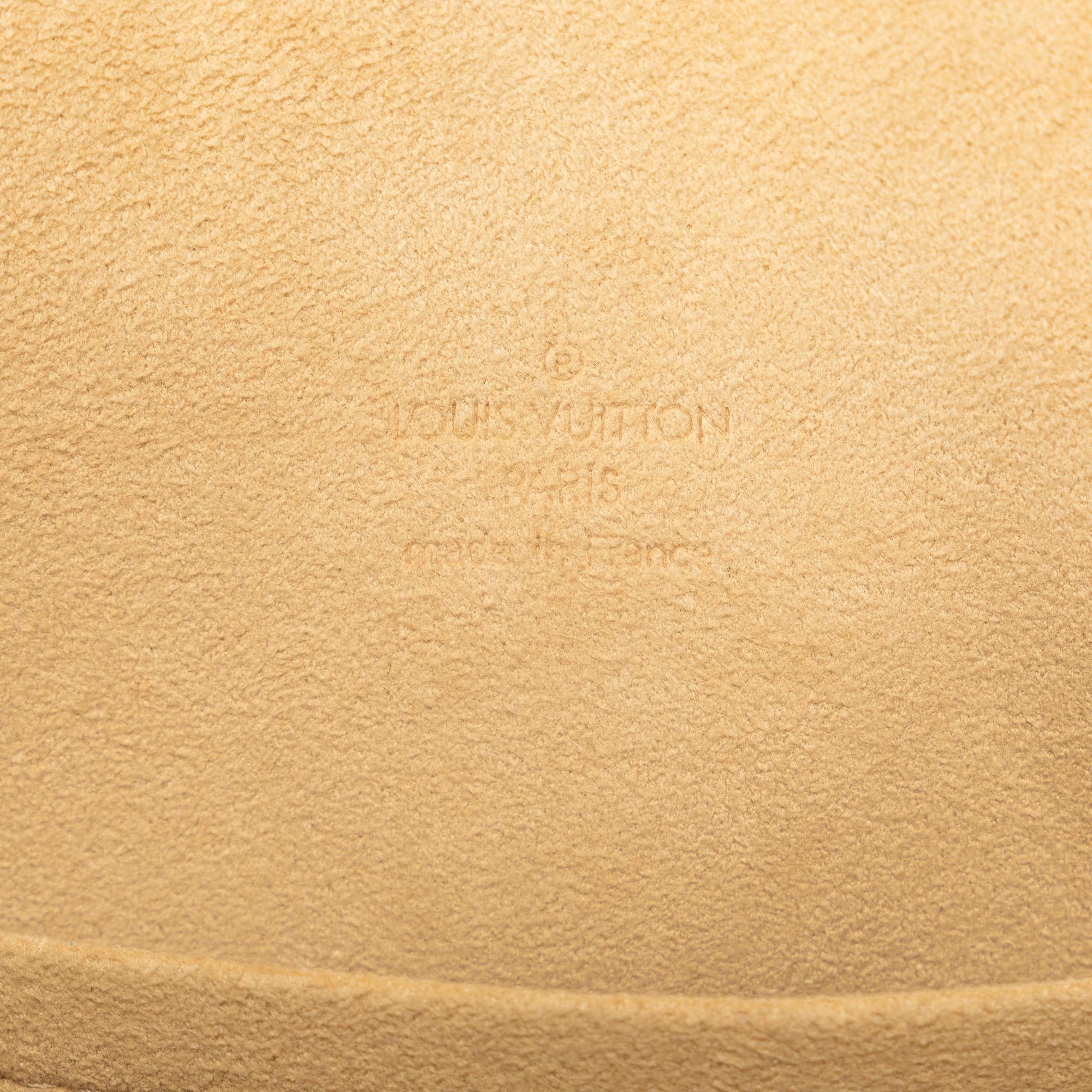 Louis Vuitton Monogram Theda GM (SHG-QuVyv8)