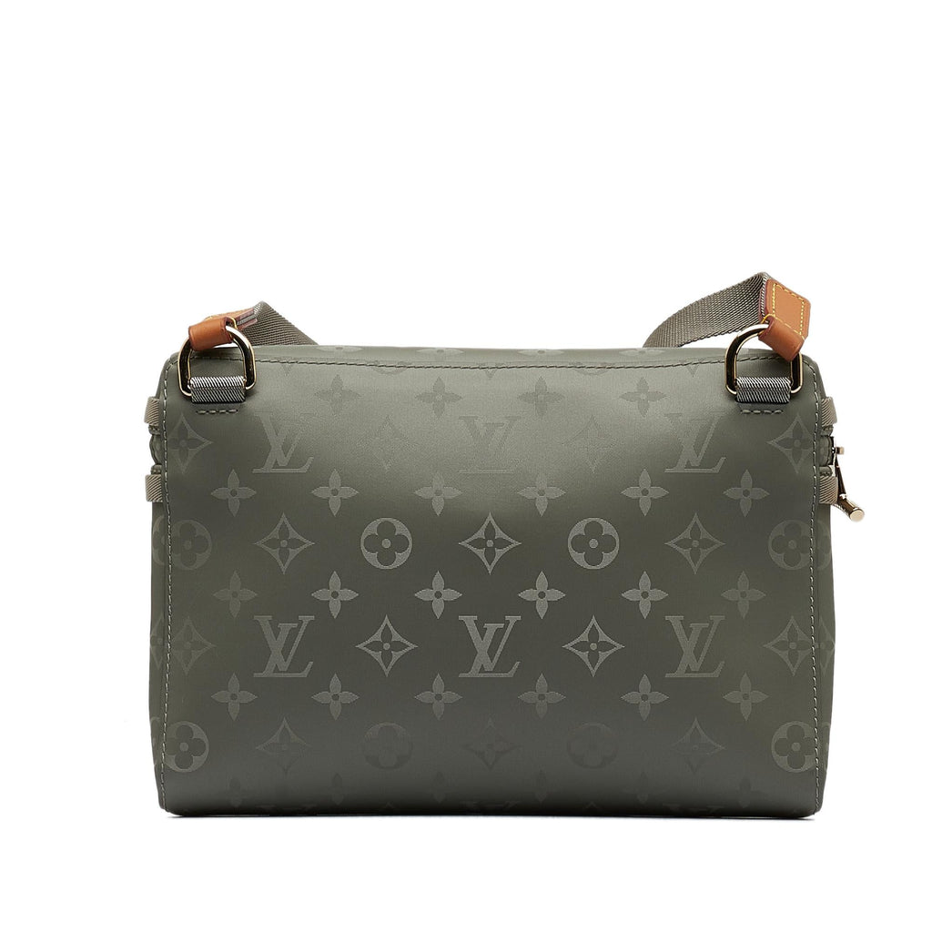 Louis Vuitton Monogram Titanium Messenger PM