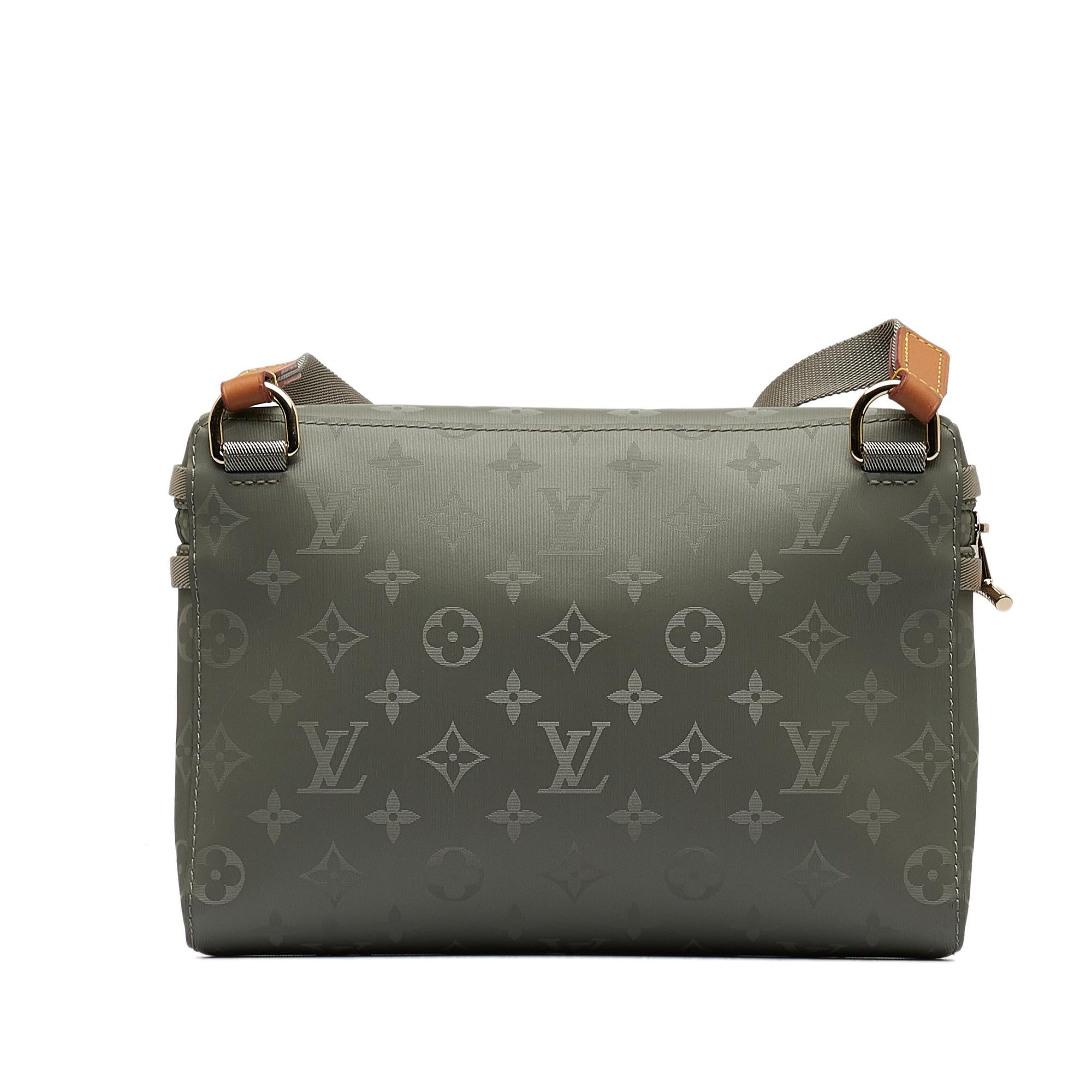 Louis Vuitton Monogram Titanium Messenger PM