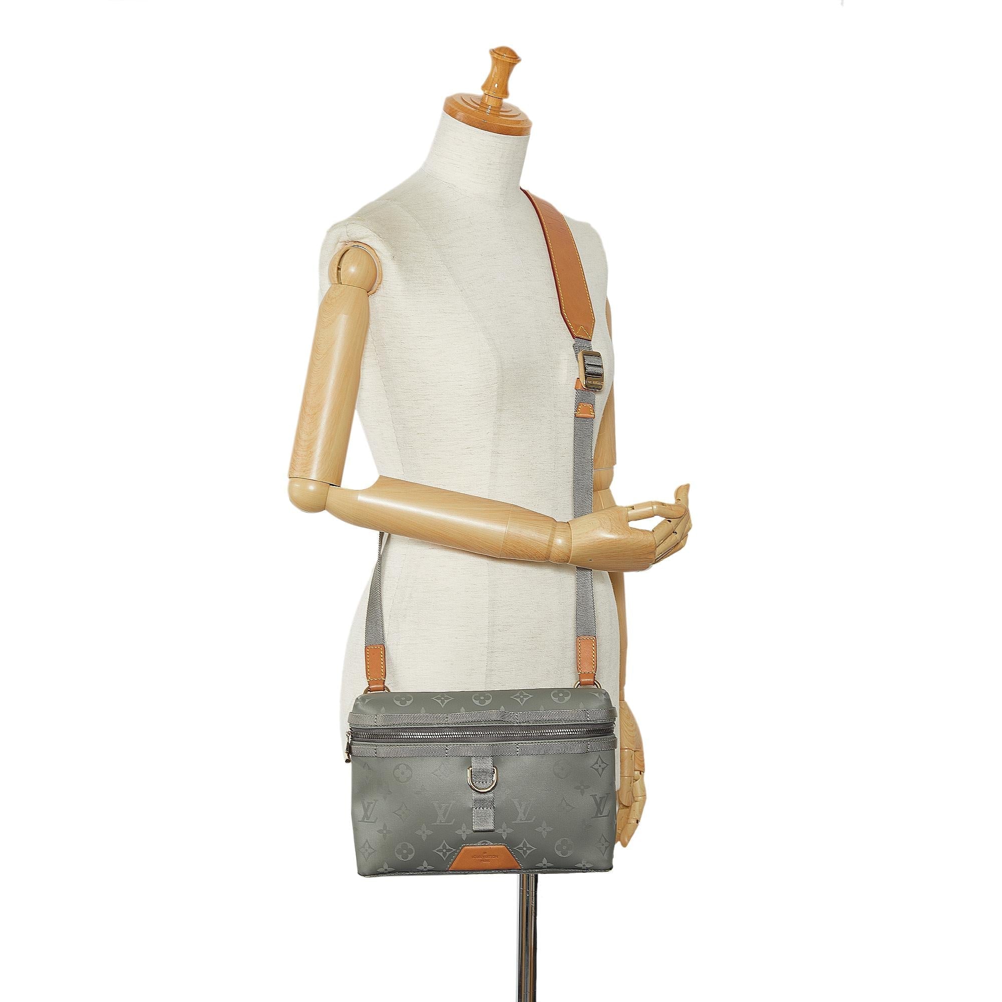 Louis Vuitton Monogram Titanium Messenger PM