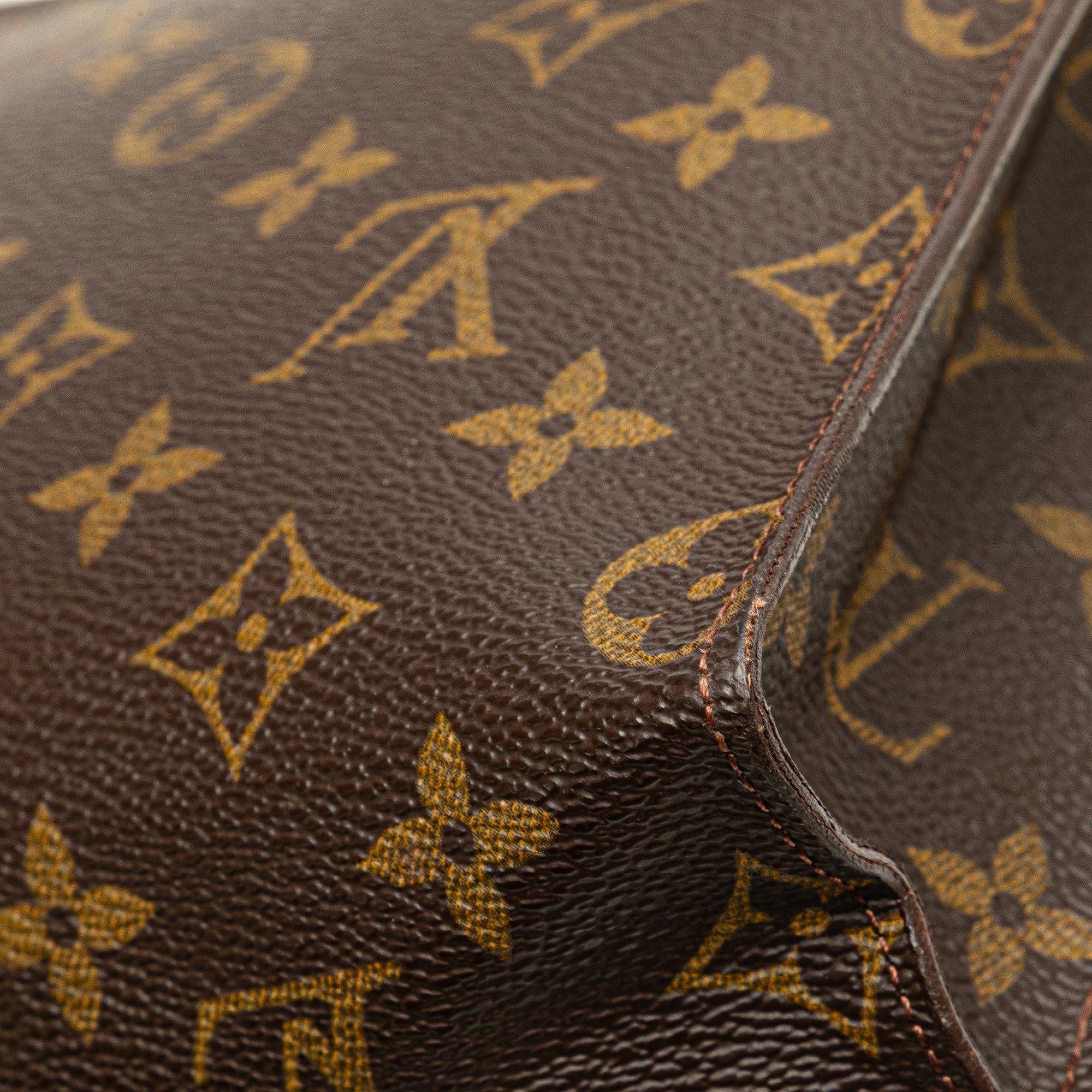 Louis Vuitton Monogram Toiletry Pouch 26