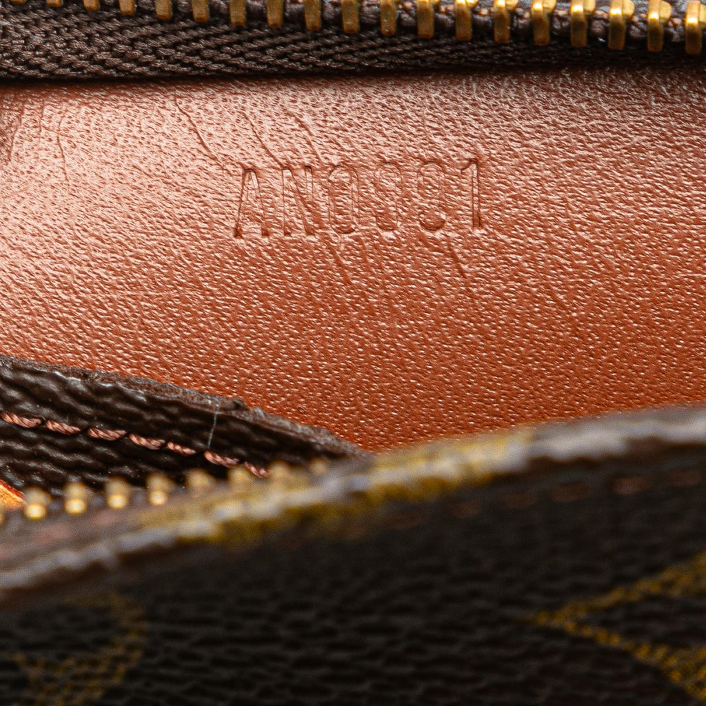 Louis Vuitton Monogram Toiletry Pouch 26