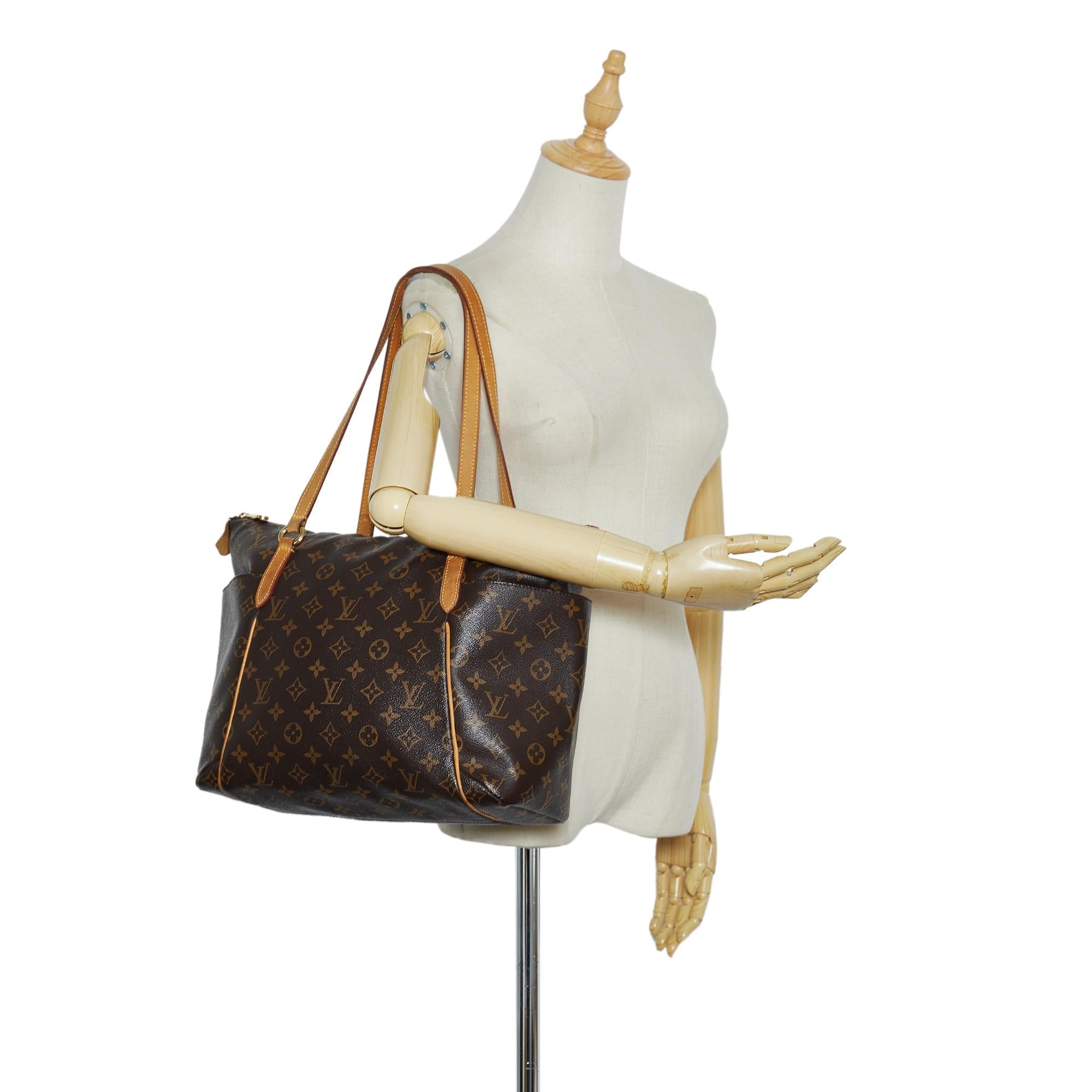 Louis Vuitton Monogram Totally MM (SHG-eMdcug)
