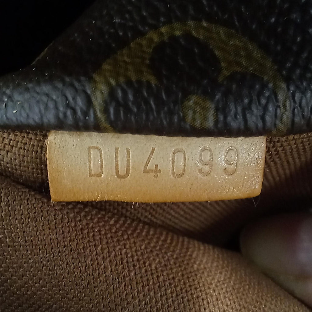 Louis Vuitton Monogram Totally MM (SHG-zxaCMQ)