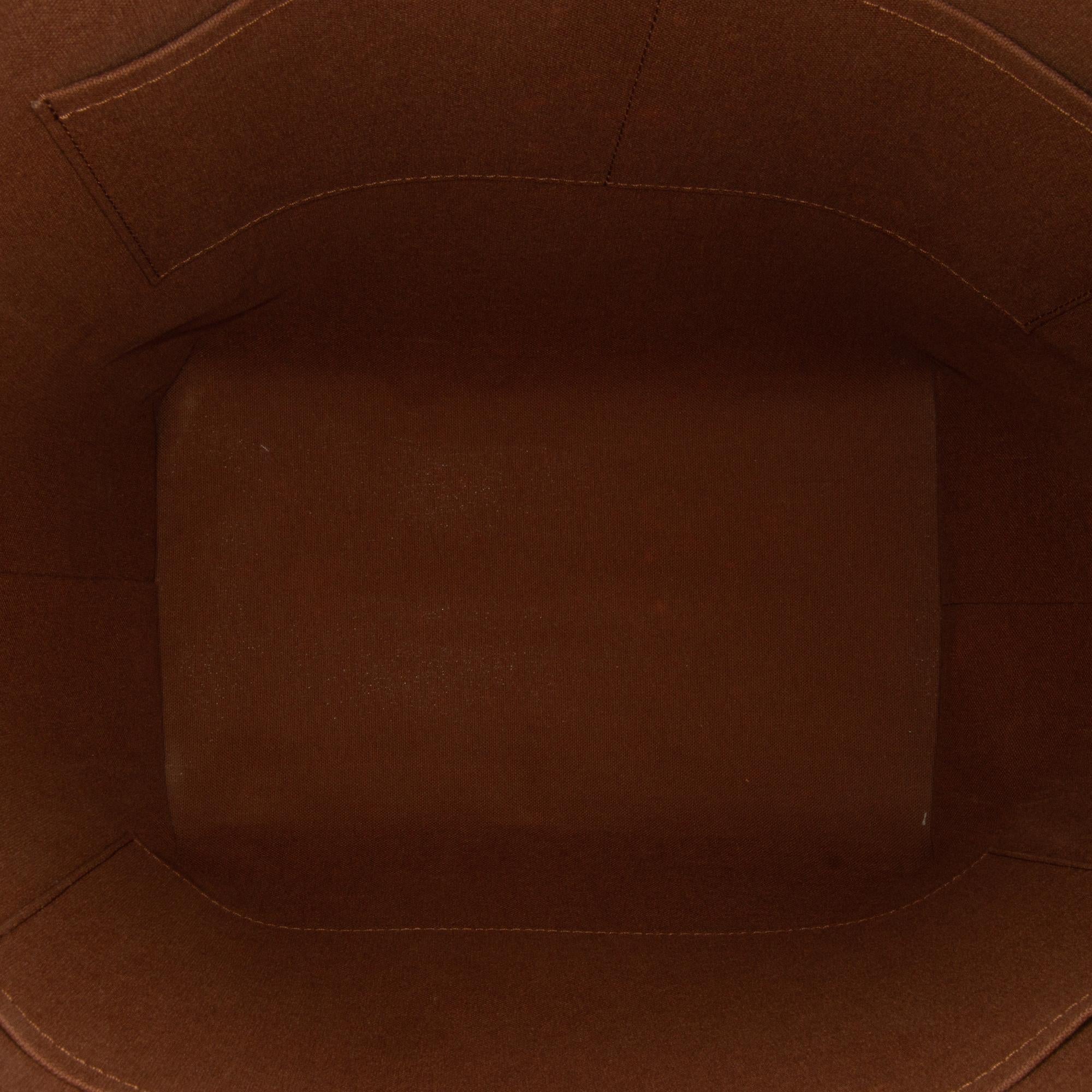 Louis Vuitton Monogram Totally MM (SHG-zxaCMQ)