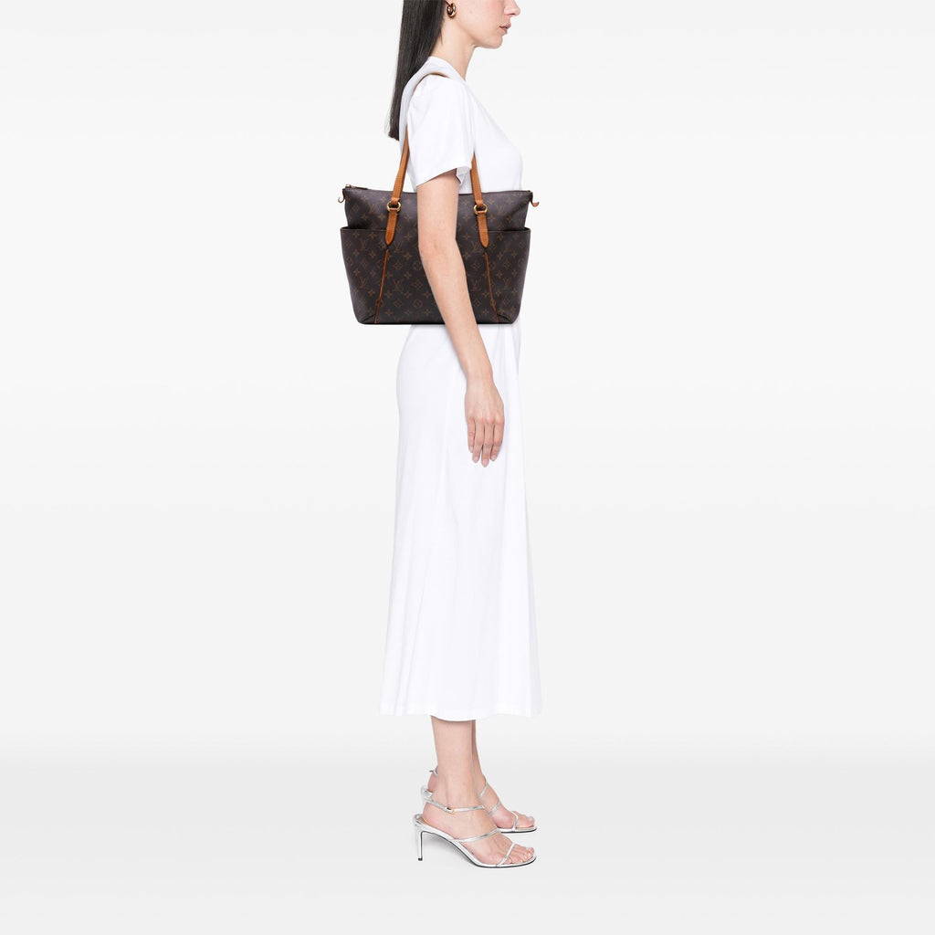 Louis Vuitton Monogram Totally MM