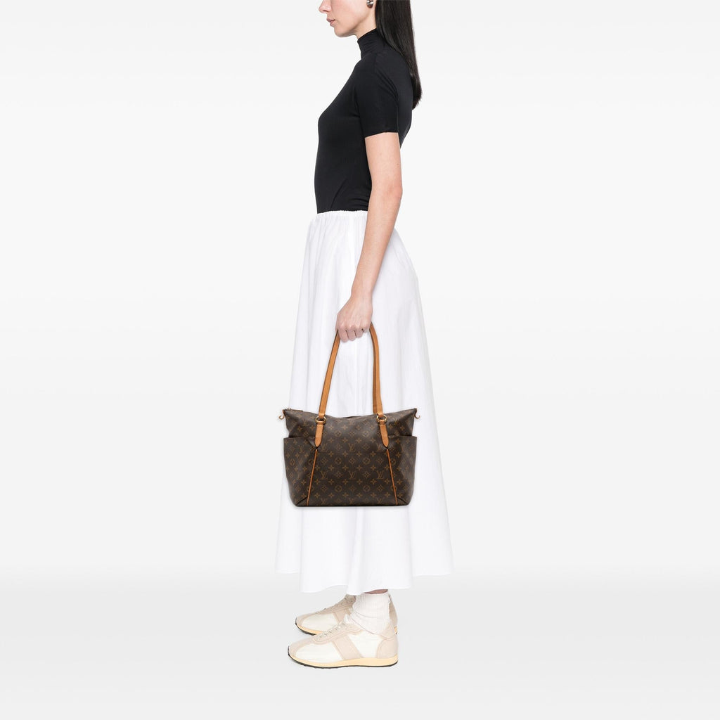 Louis Vuitton Monogram Totally MM