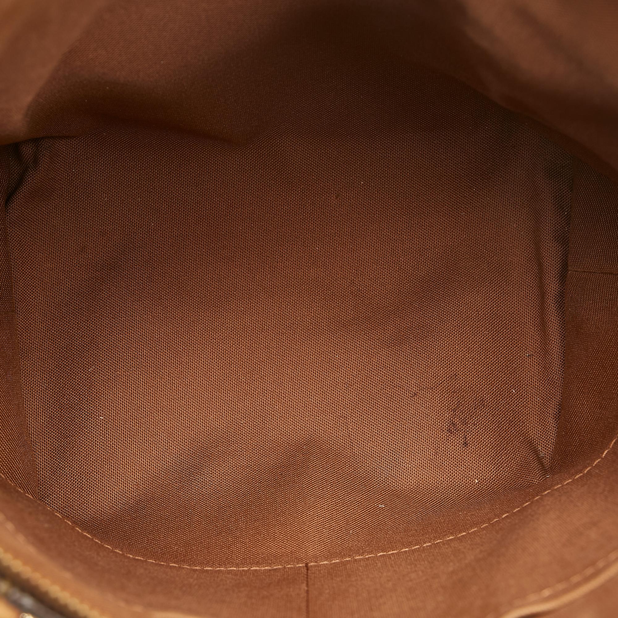 Louis Vuitton Monogram Totally PM (SHG-Xfc5gw)