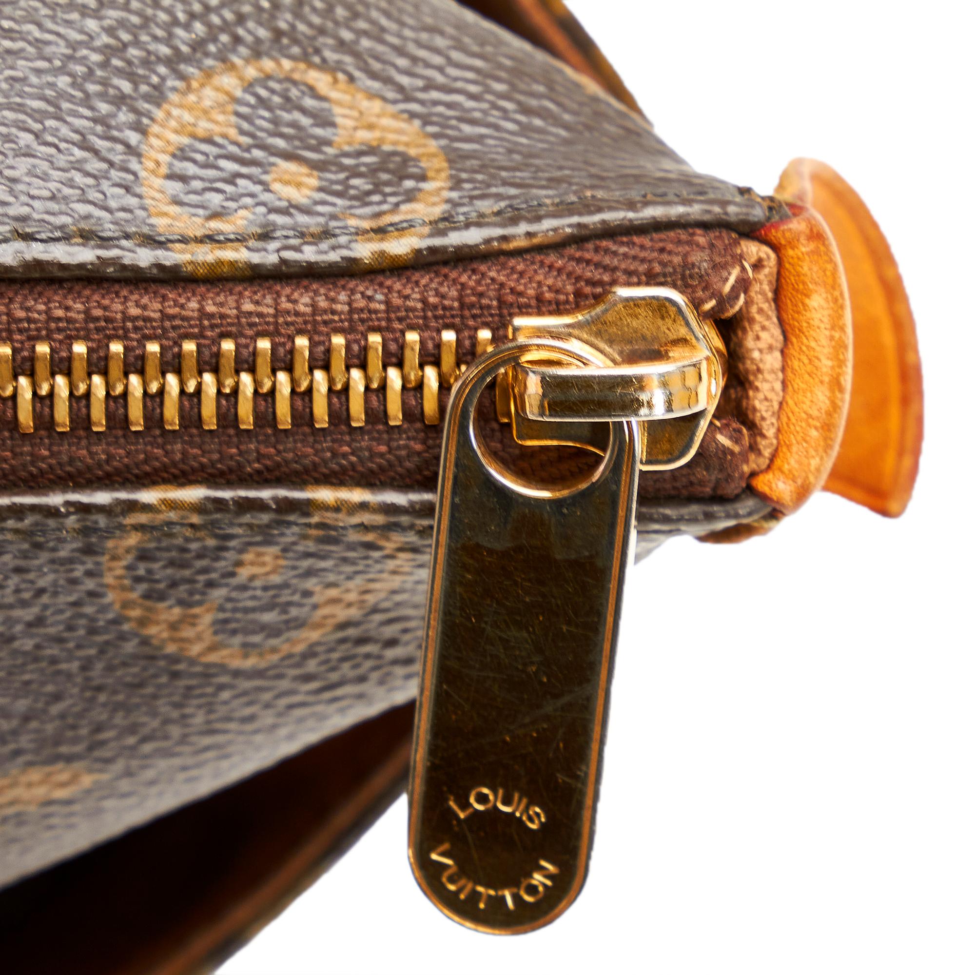 Louis Vuitton Monogram Totally PM (SHG-63Mlwp)