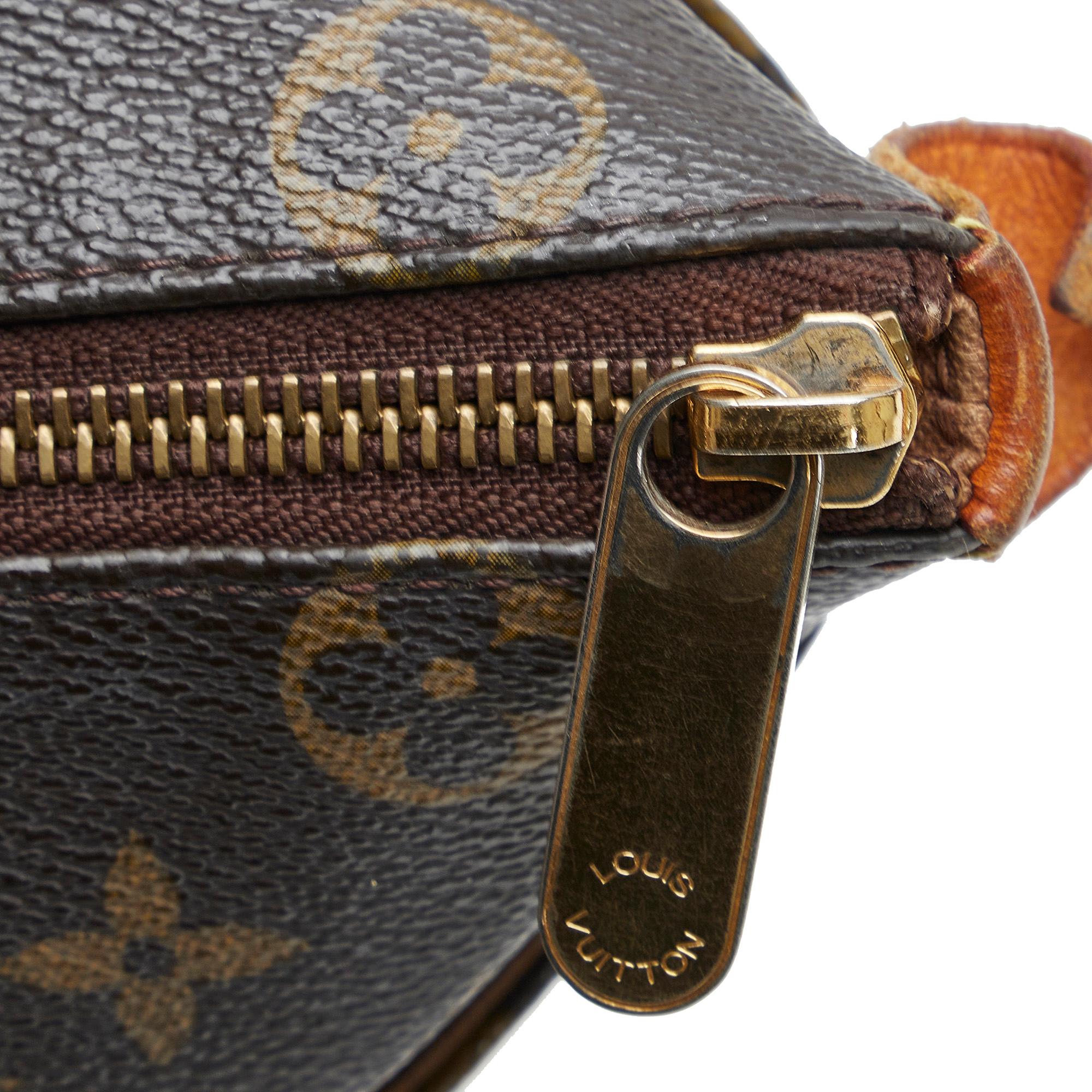 Louis Vuitton Monogram Totally PM (SHG-m6EPtz)