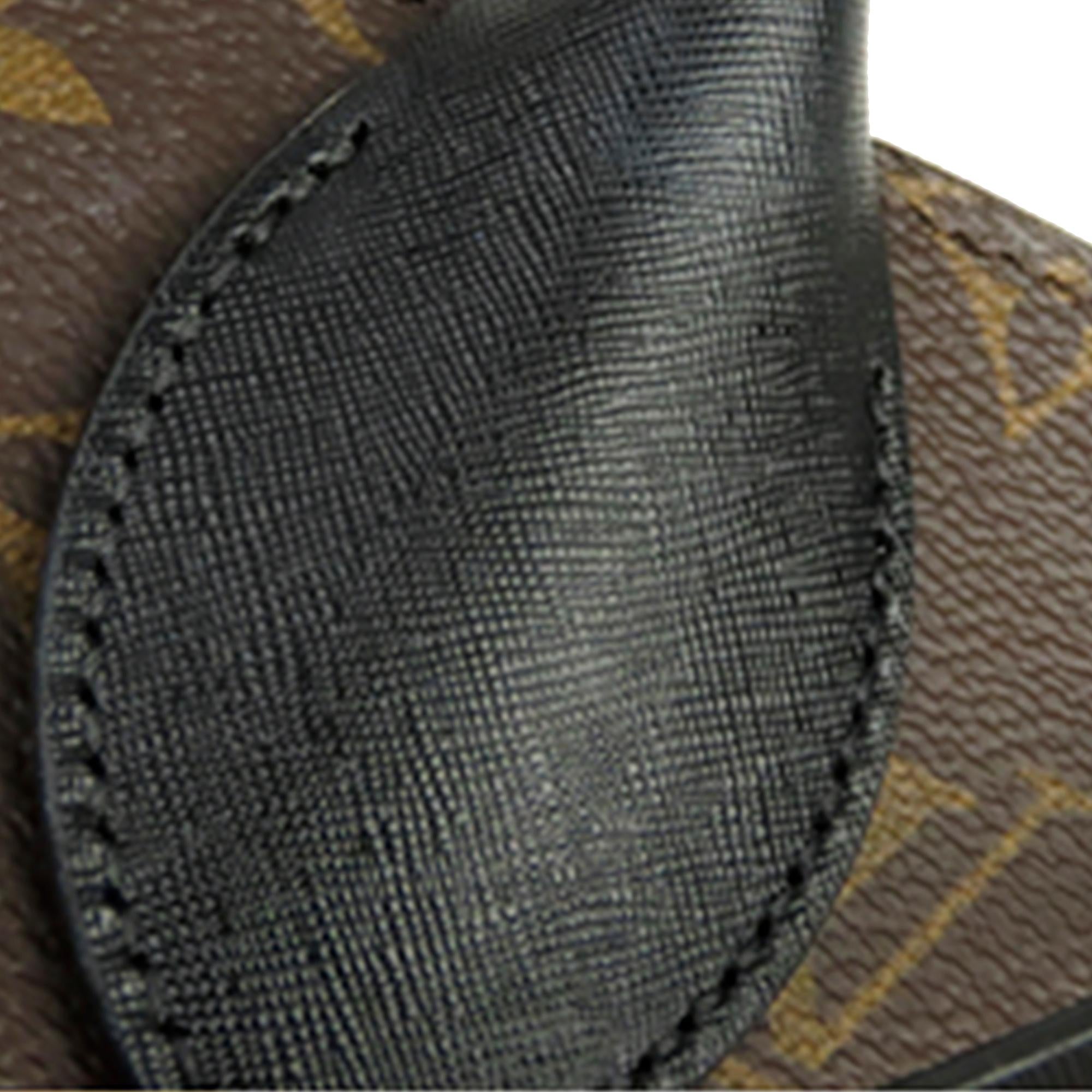 Louis Vuitton Monogram Tressage (SHG-tATnjS)