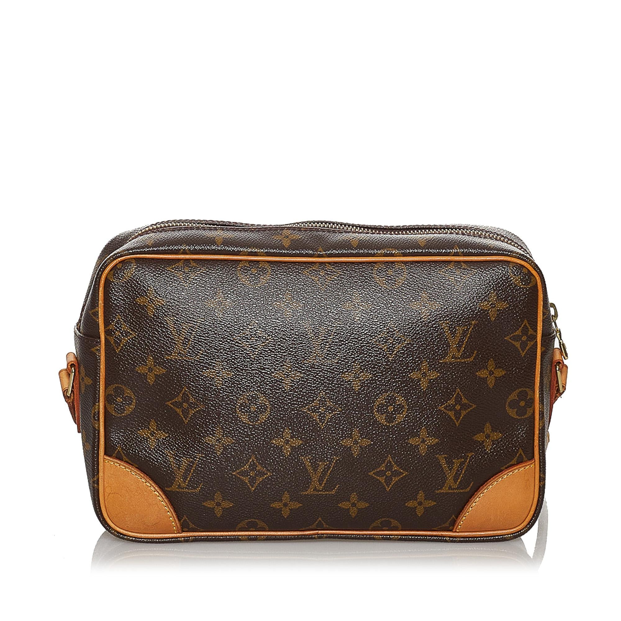 Louis Vuitton Monogram Trocadero 27 (SHG-30906)