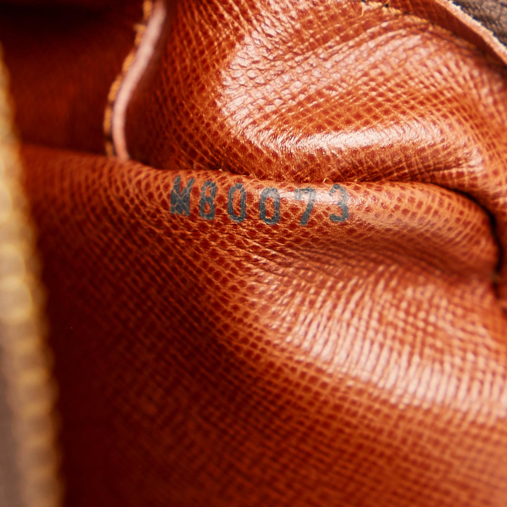 Louis Vuitton Monogram Trocadero 27 (SHG-31125)