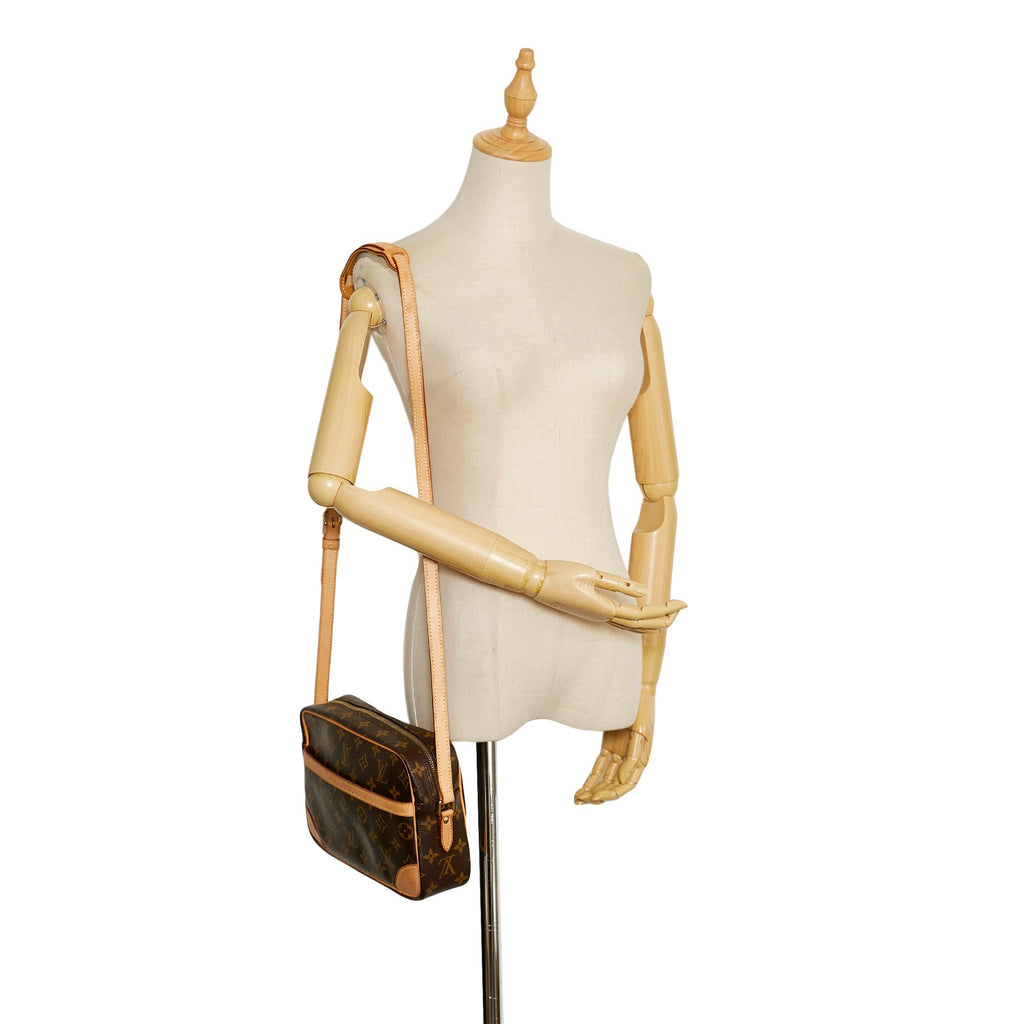 Louis Vuitton Monogram Trocadero 27 (SHG-35672)