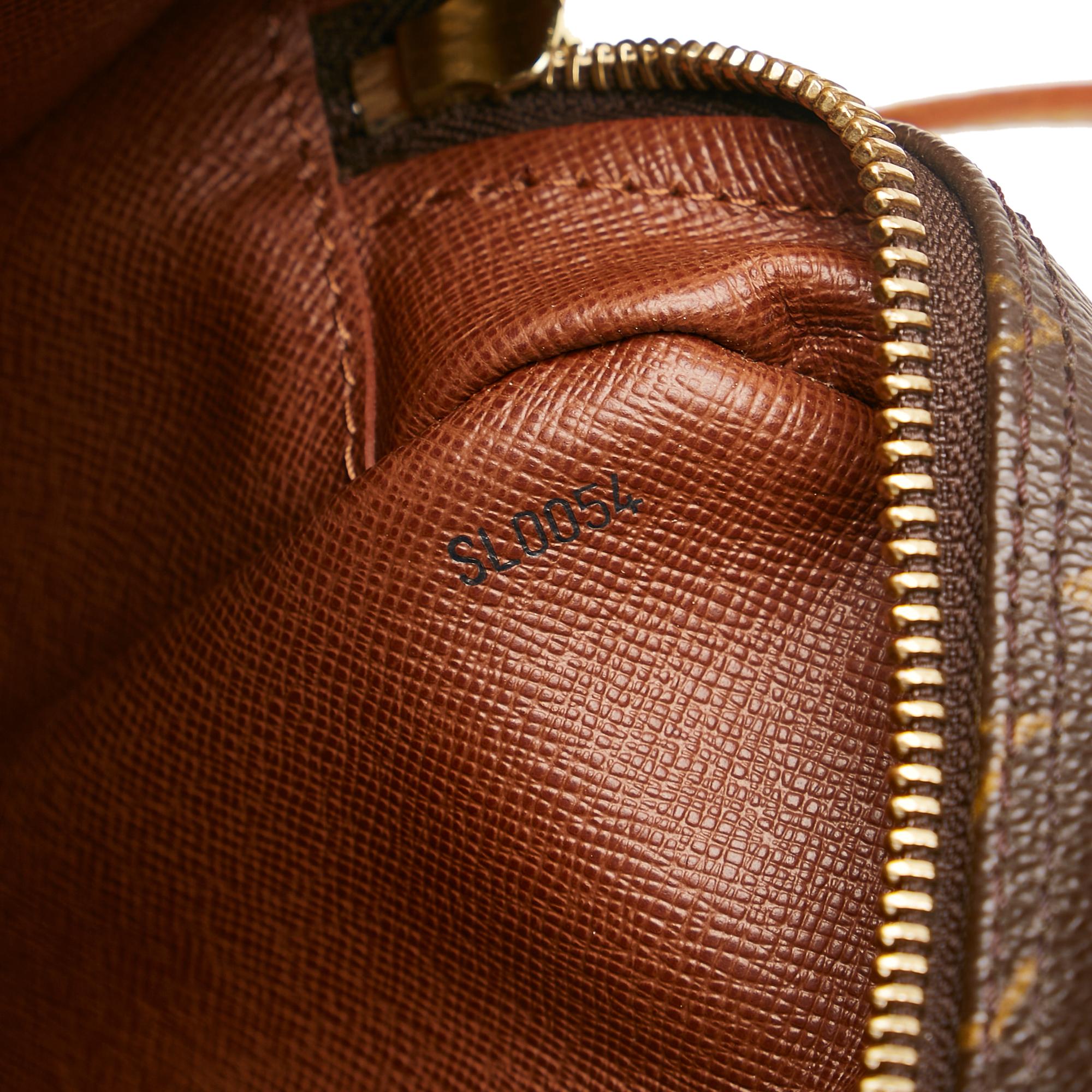 Louis Vuitton Monogram Trocadero 30 (SHG-34416)