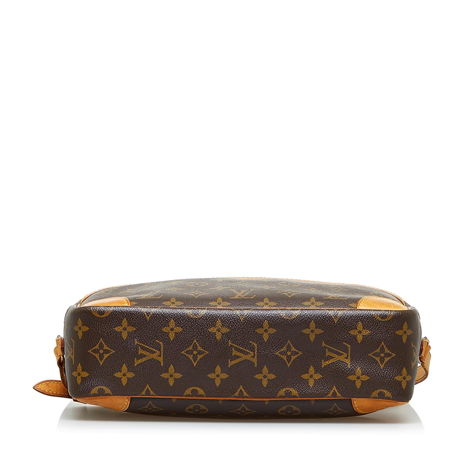 Louis Vuitton Monogram Trocadero 30 (SHG-N5X511)