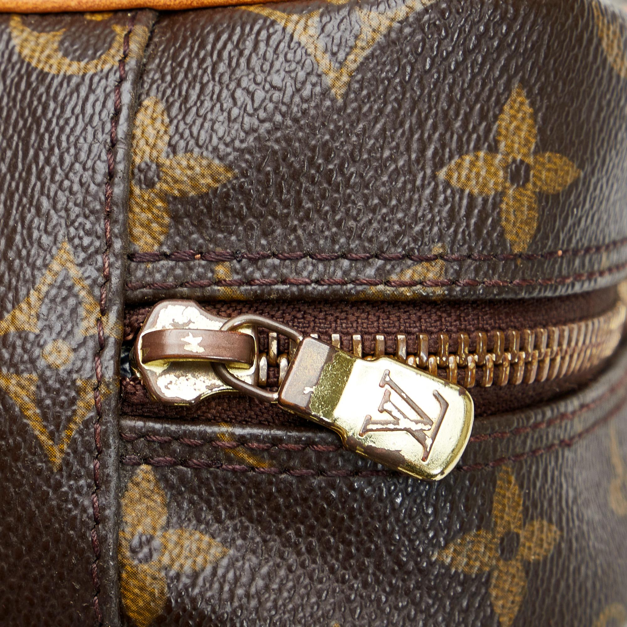 Louis Vuitton Monogram Trocadero 30 (SHG-N5X511)