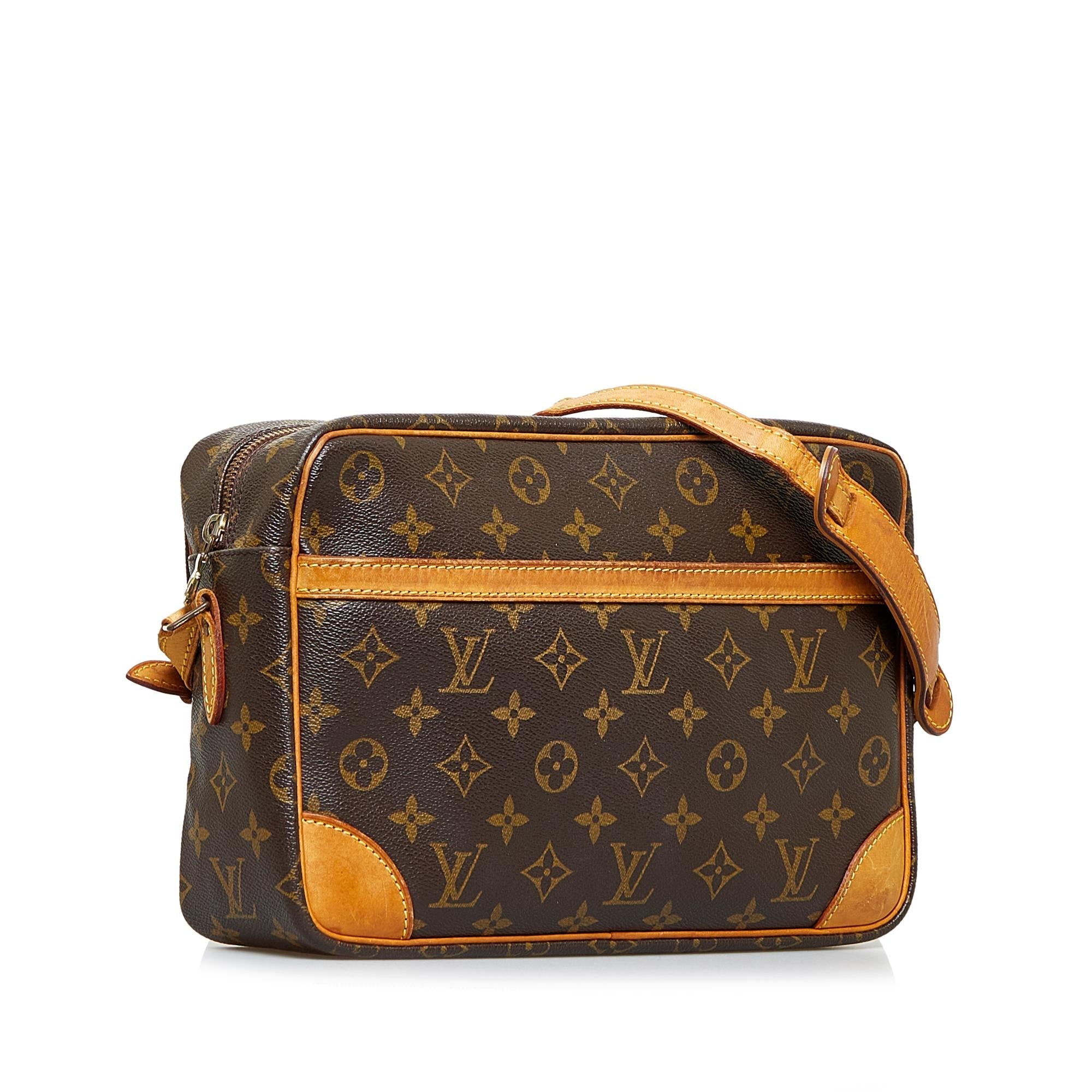 Louis Vuitton Monogram Trocadero 30 (SHG-N5X511)
