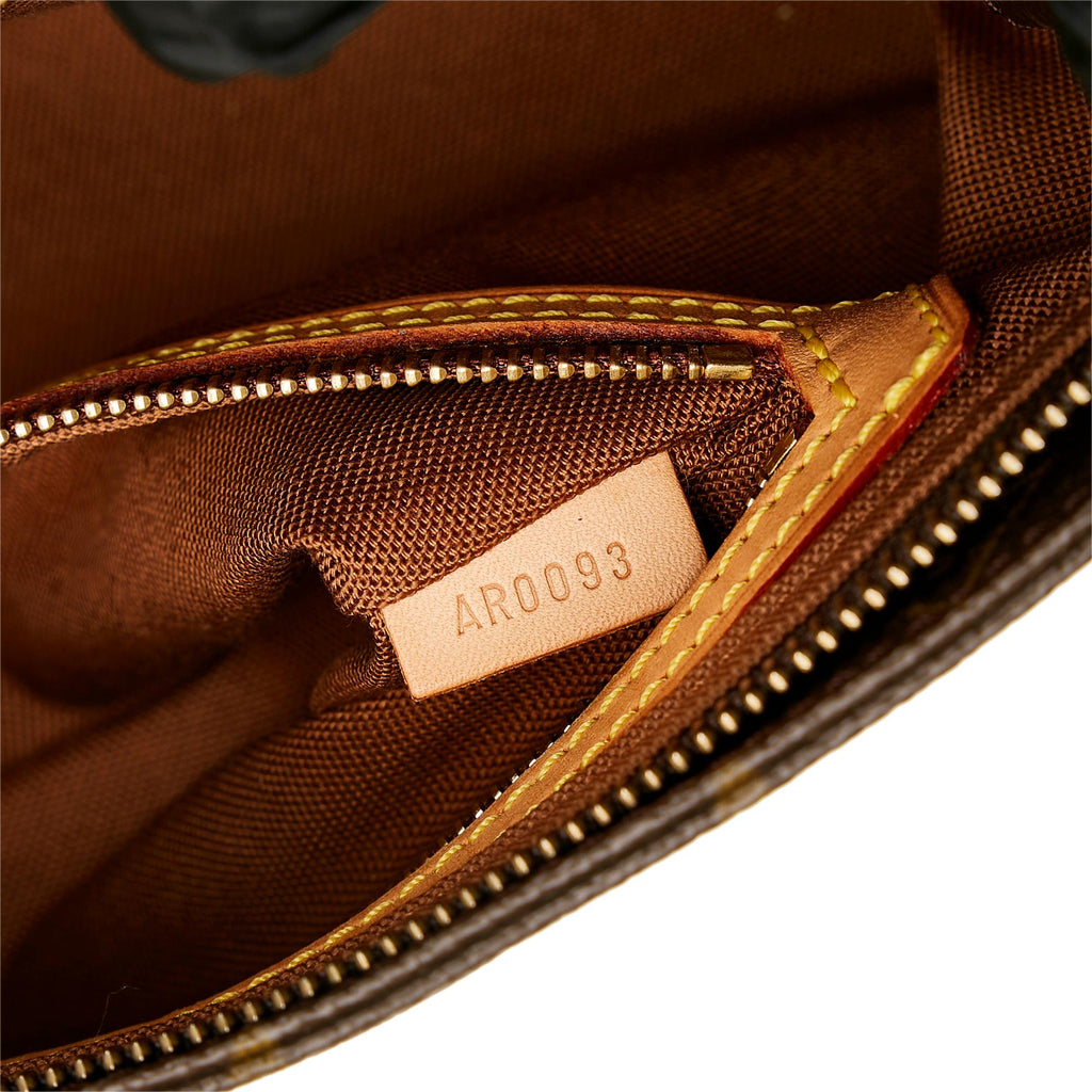 Louis Vuitton Monogram Trotteur (SHG-ydbVpM)