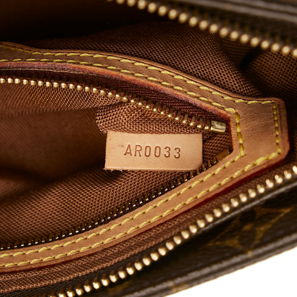Louis Vuitton Monogram Trotteur (SHG-IvGuR5)