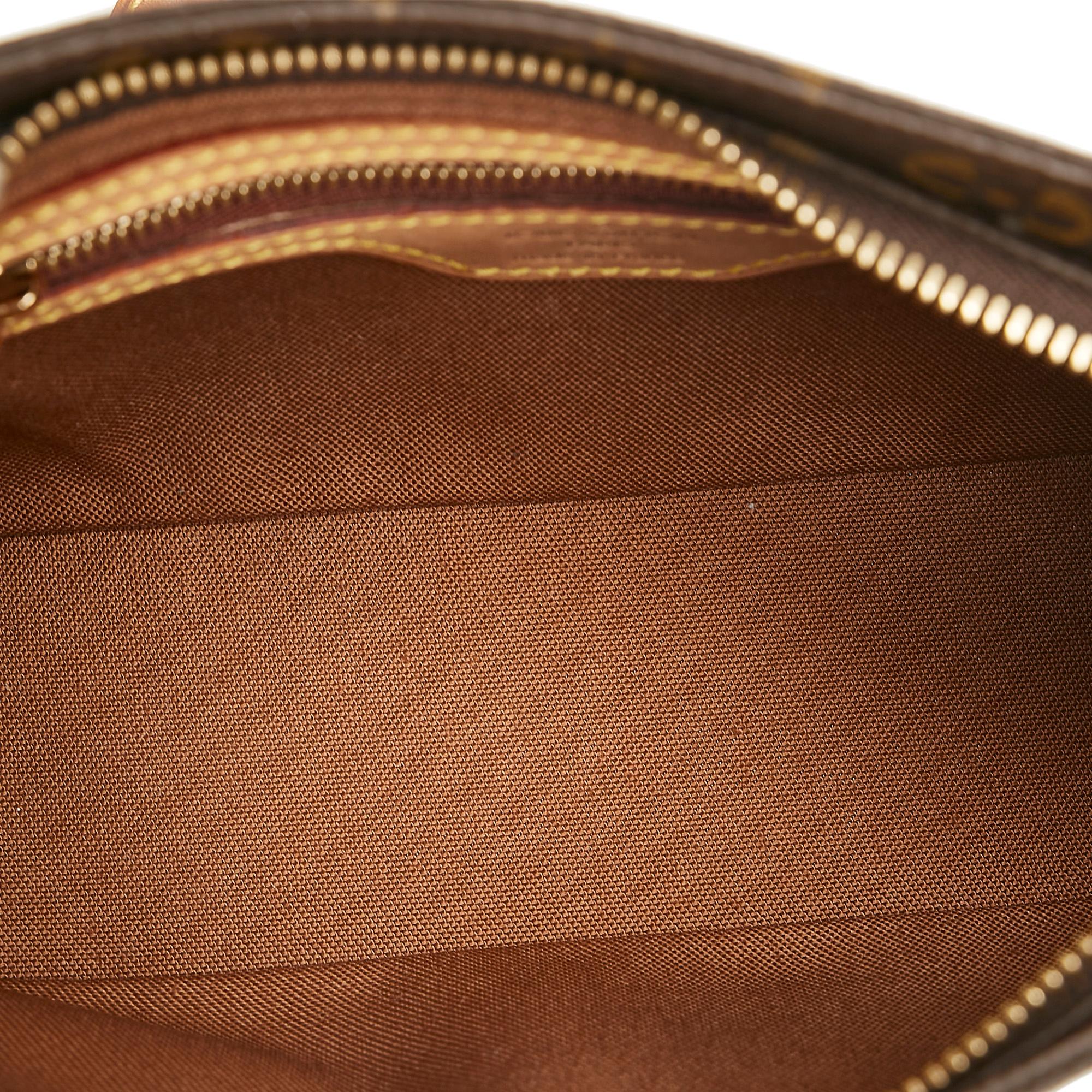 Louis Vuitton Monogram Trotteur (SHG-IvGuR5)