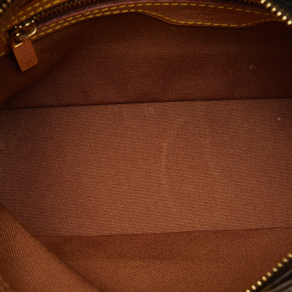 Louis Vuitton Monogram Trotteur (SHG-fngn6l)