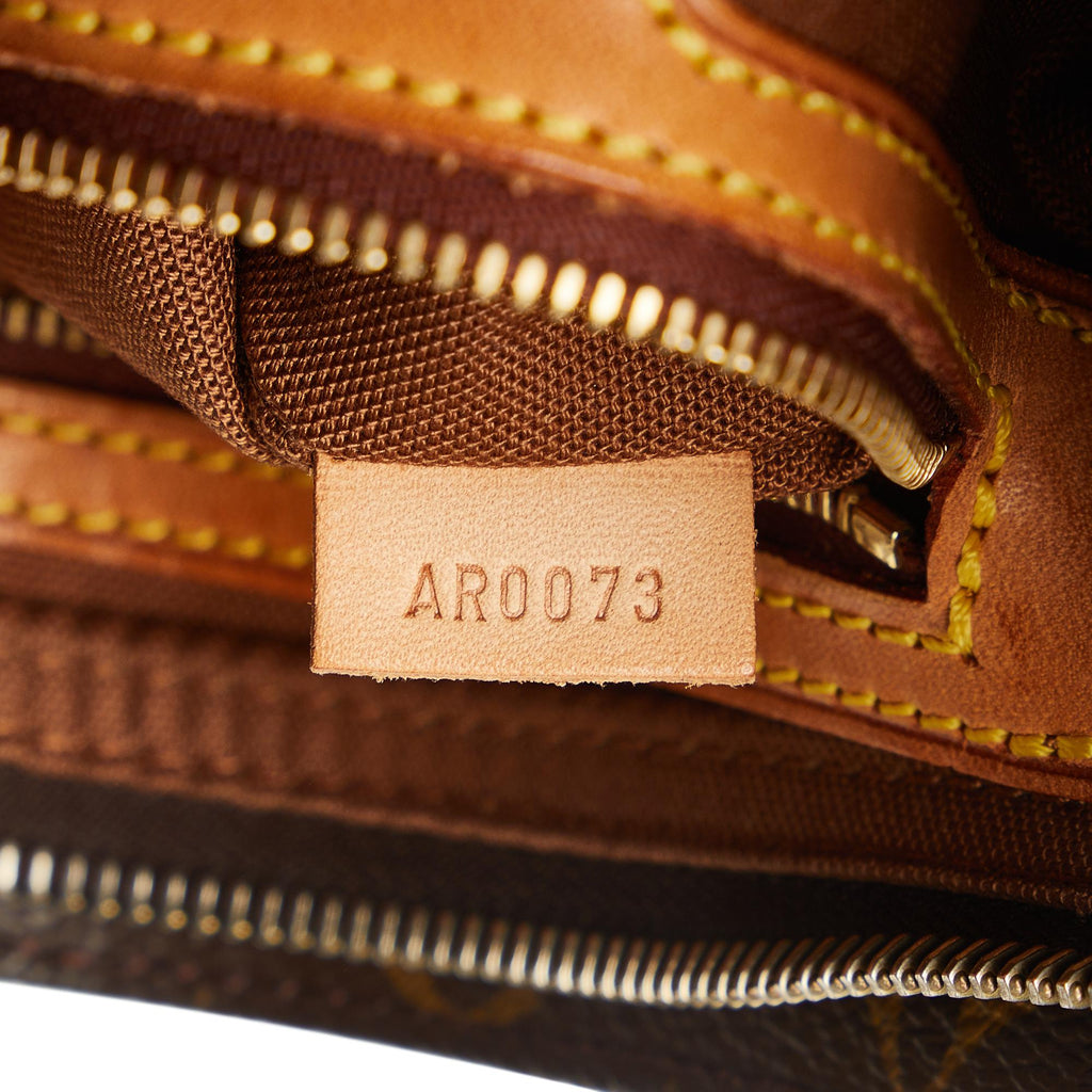 Louis Vuitton Monogram Trotteur (SHG-CX4lQV)
