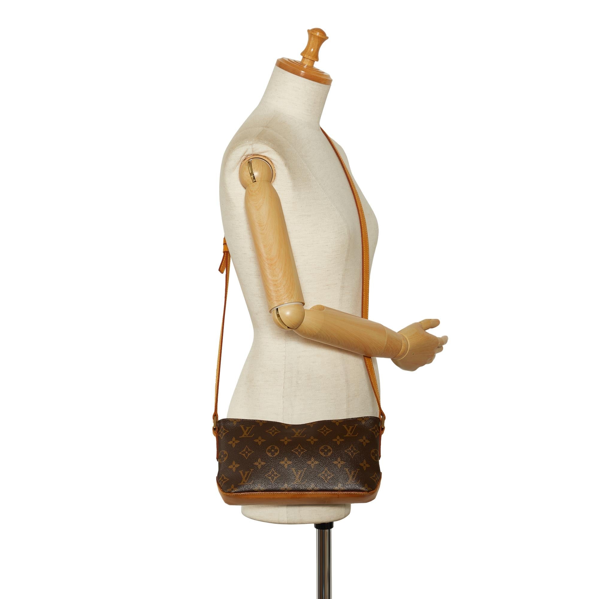 Louis Vuitton Monogram Trotteur (SHG-CX4lQV)