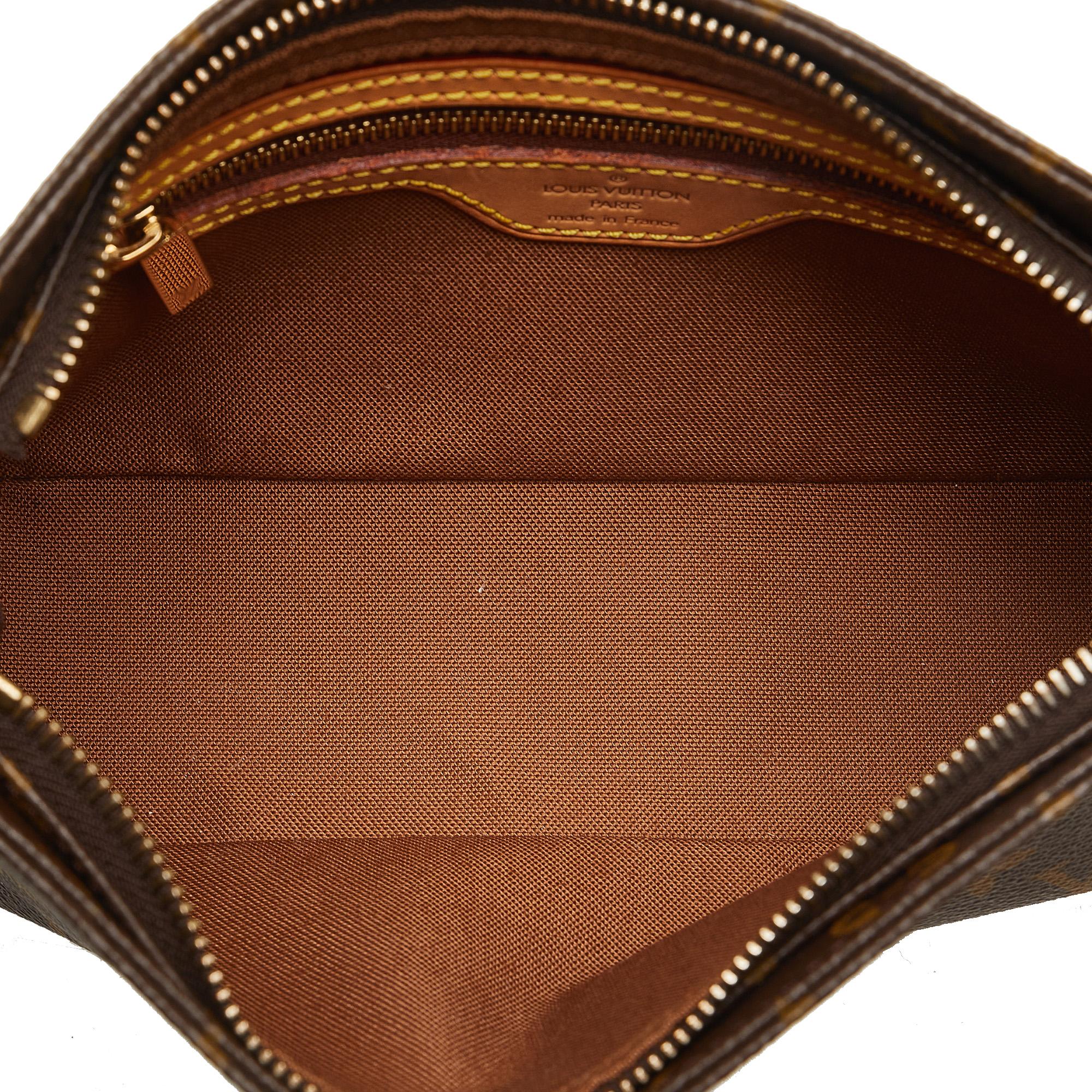 Louis Vuitton Monogram Trotteur (SHG-kxxeIY)
