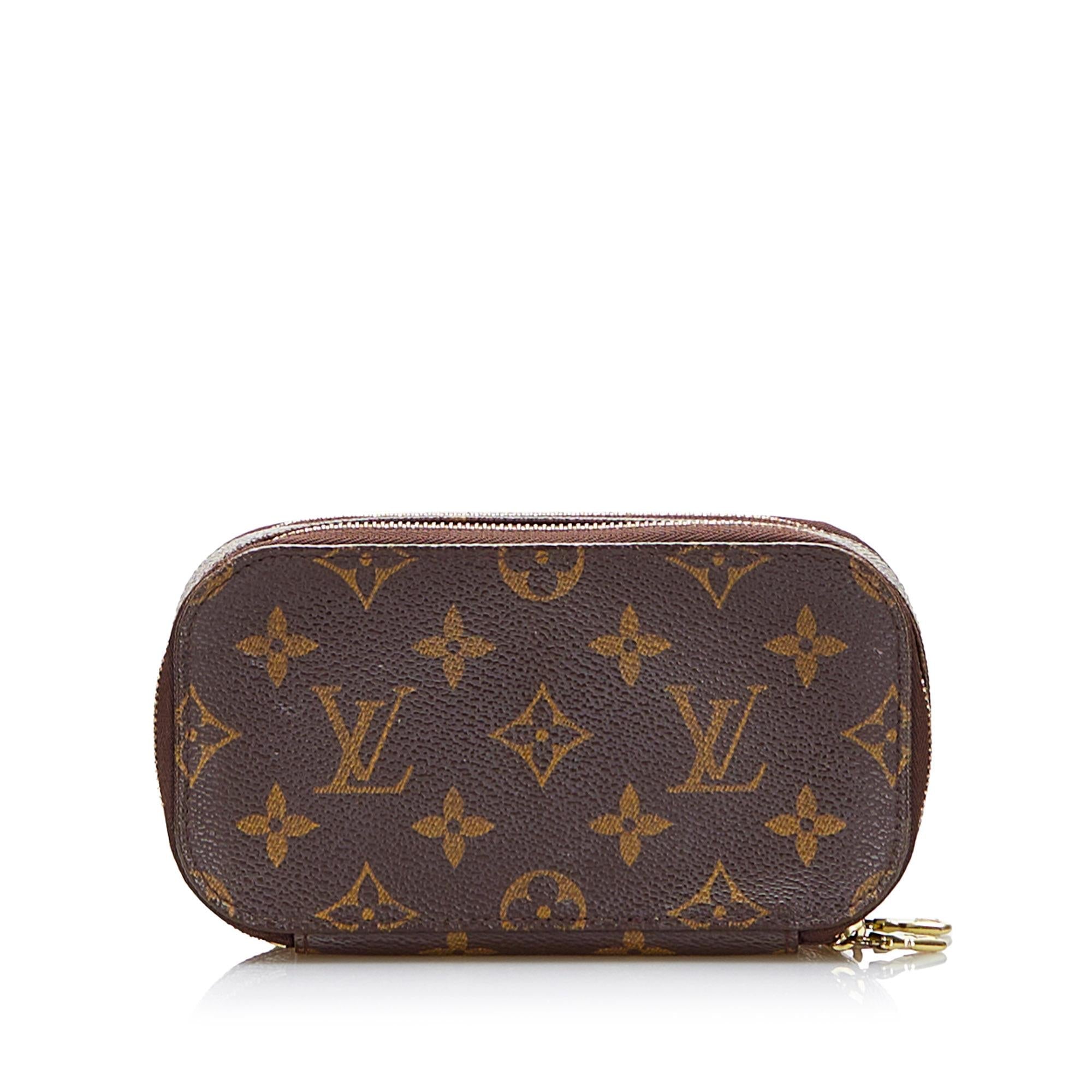 Louis Vuitton Monogram Trousse Blush PM (SHG-JFaEuI)