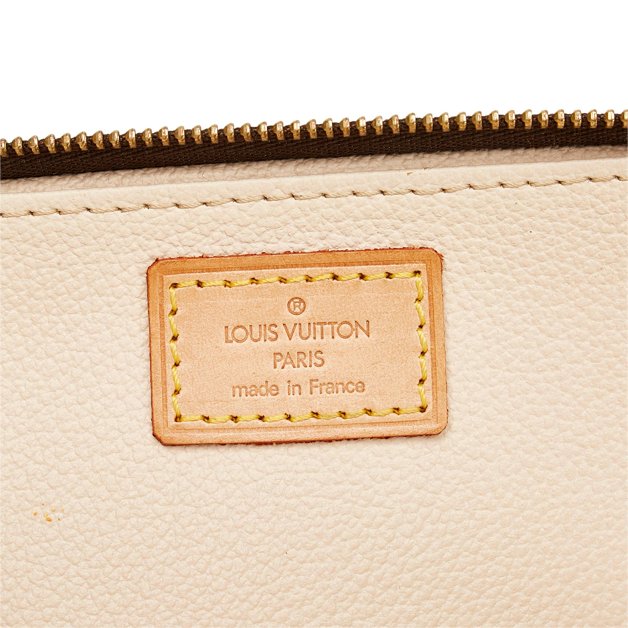 Louis Vuitton Monogram Trousse Blush PM (SHG-JFaEuI)