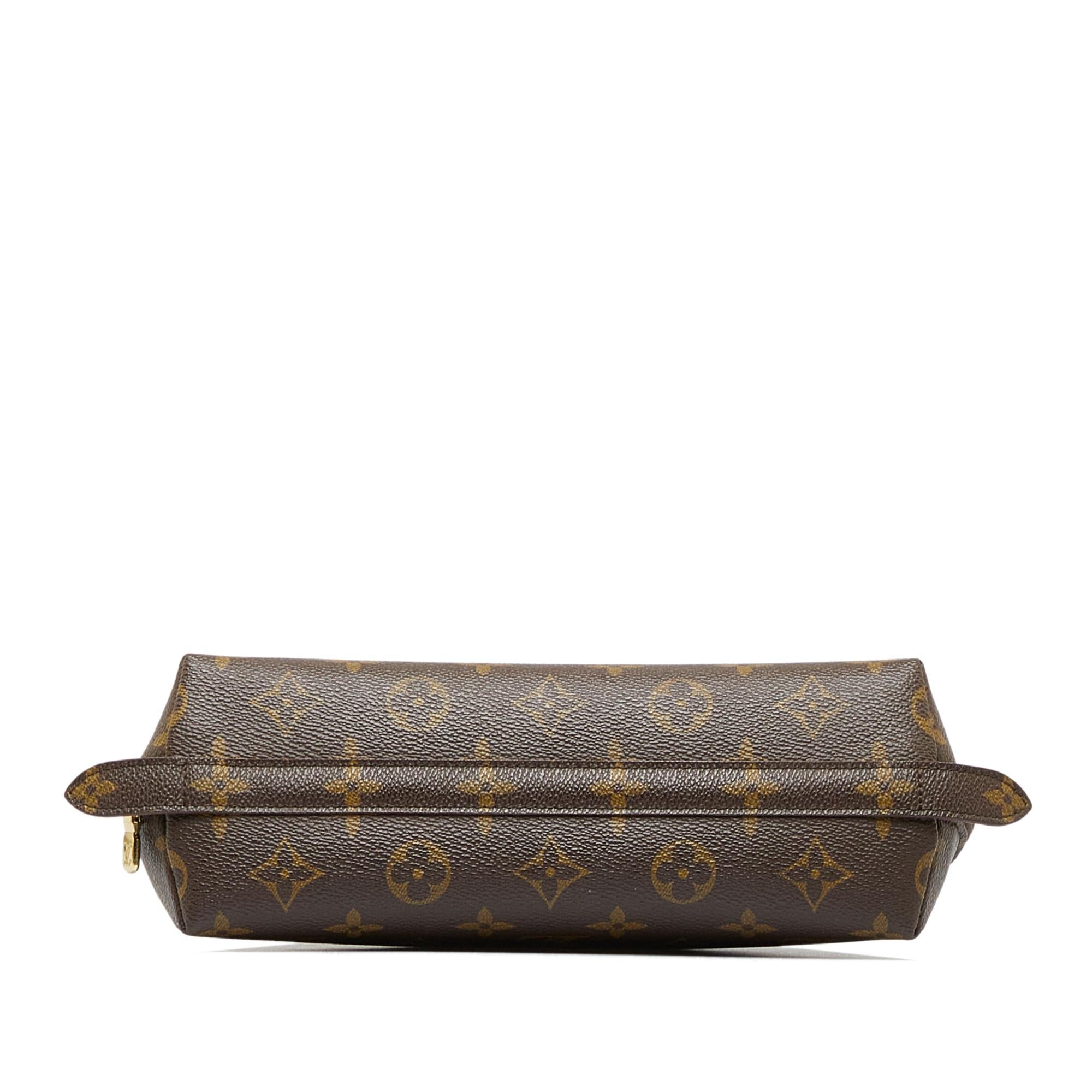 Louis Vuitton Monogram Trousse Demi Ronde Cosmetic Pouch (SHG-0l8t53)