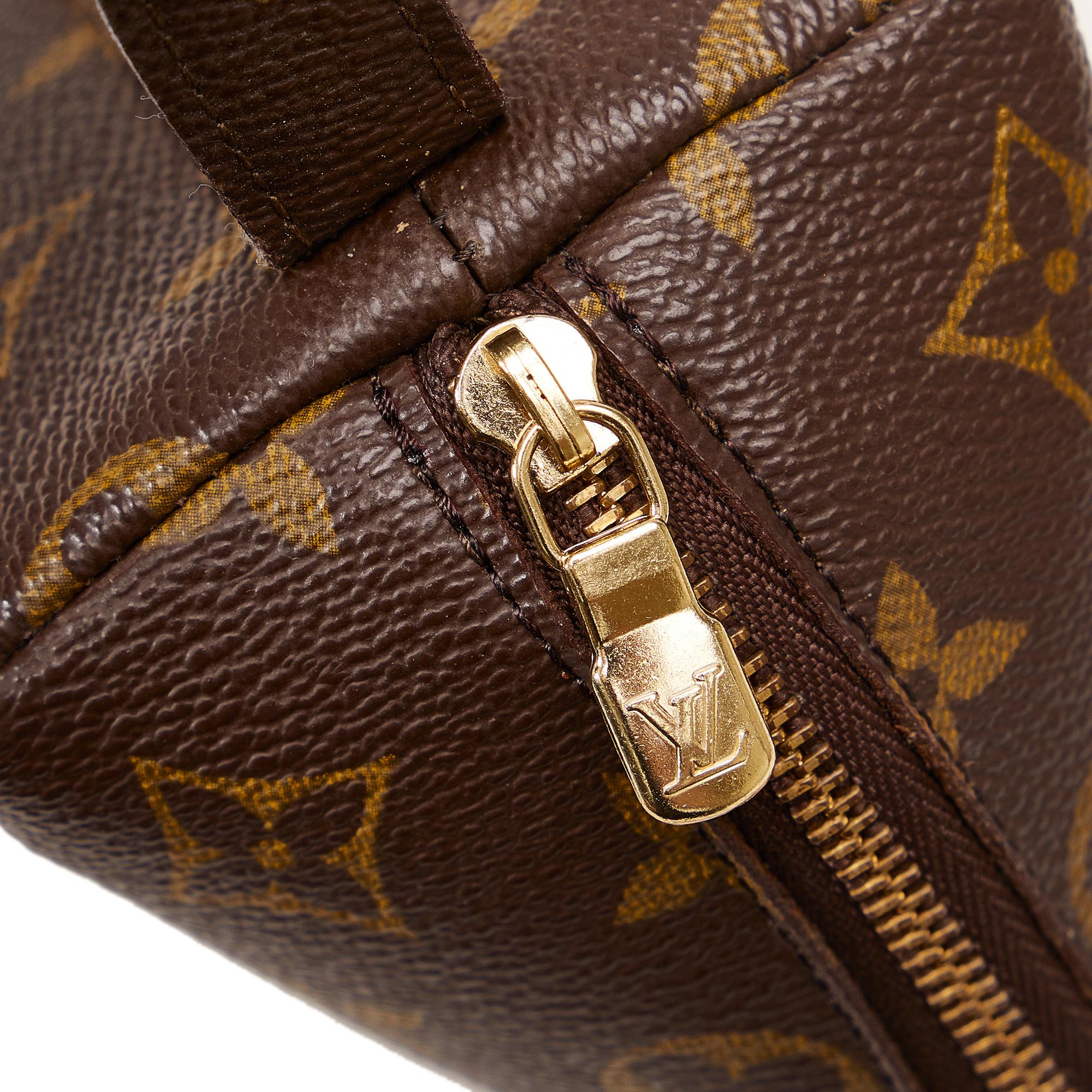 Louis Vuitton Monogram Trousse Demi Ronde Cosmetic Pouch (SHG-0l8t53)